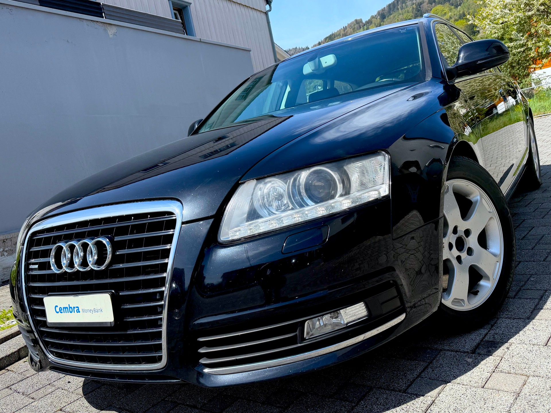 AUDI A6 Avant 3.0 V6 TDI quattro tiptronic-image-2