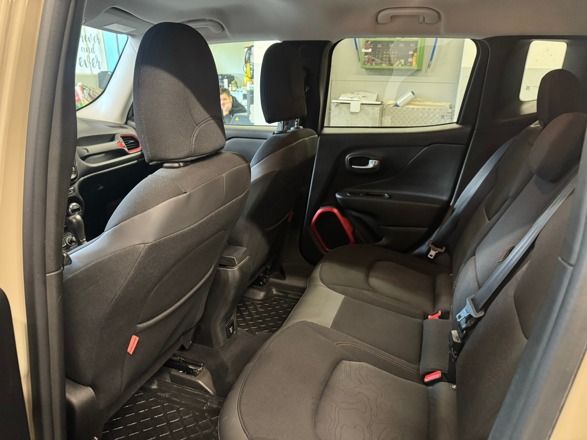 JEEP Renegade 2.0 CRD Trailhawk AWD + Low Range 9ATX-image-11