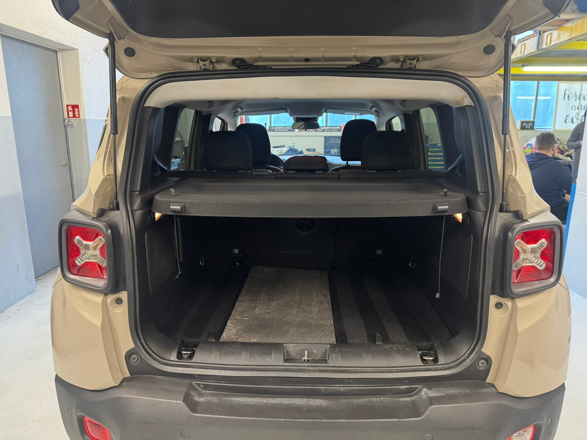 JEEP Renegade 2.0 CRD Trailhawk AWD + Low Range 9ATX-image-15