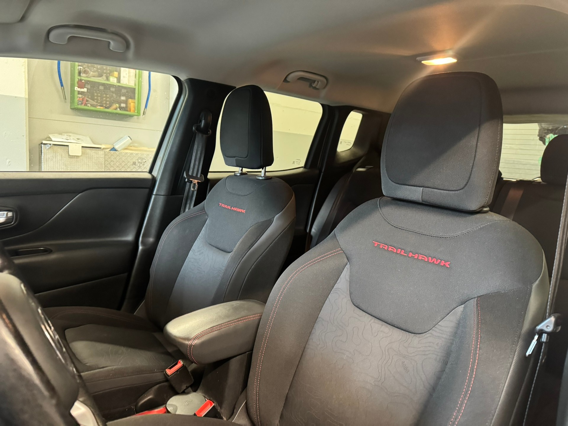 JEEP Renegade 2.0 CRD Trailhawk AWD + Low Range 9ATX-image-12
