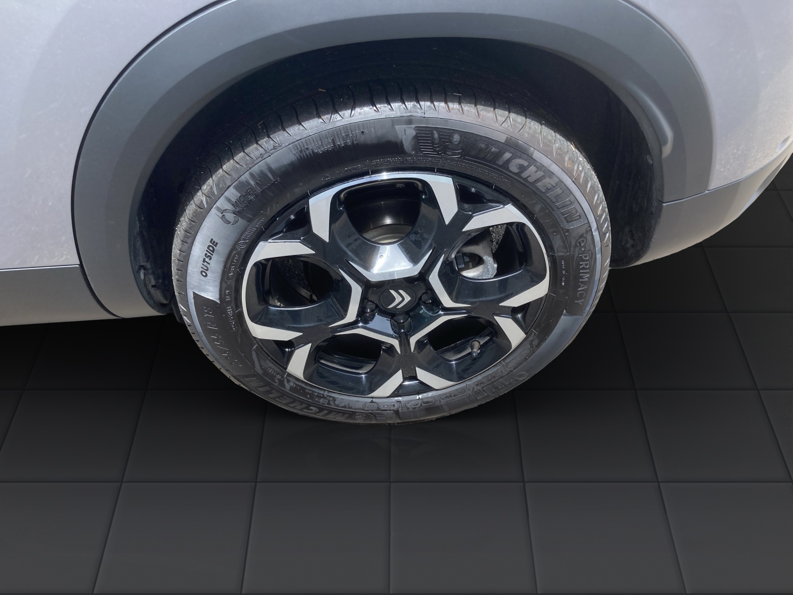 CITROEN C5 Aircross 1.6 PHEV Swiss Edition-image-9