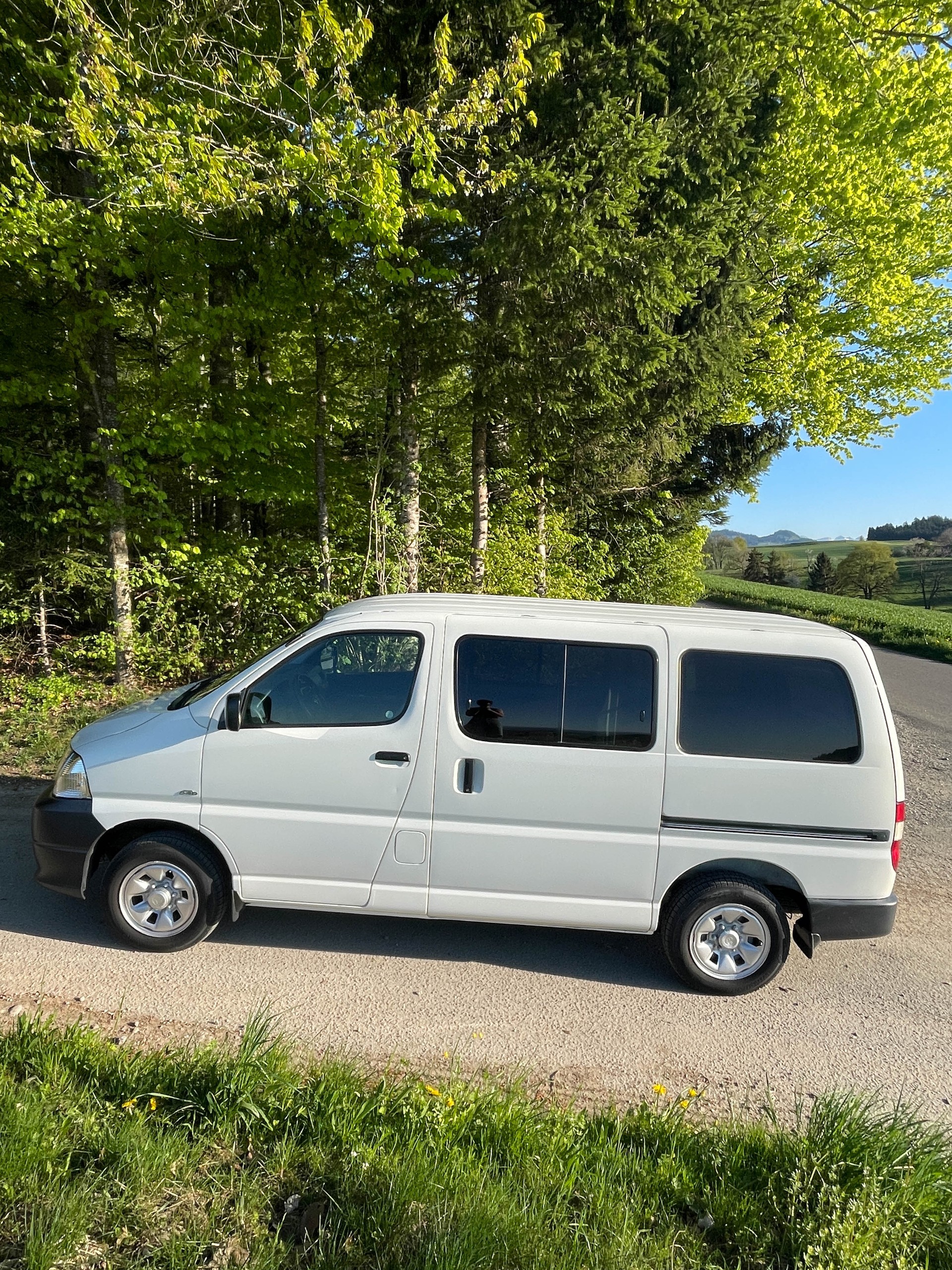 TOYOTA HIACE 2.5 D-4D 4x4