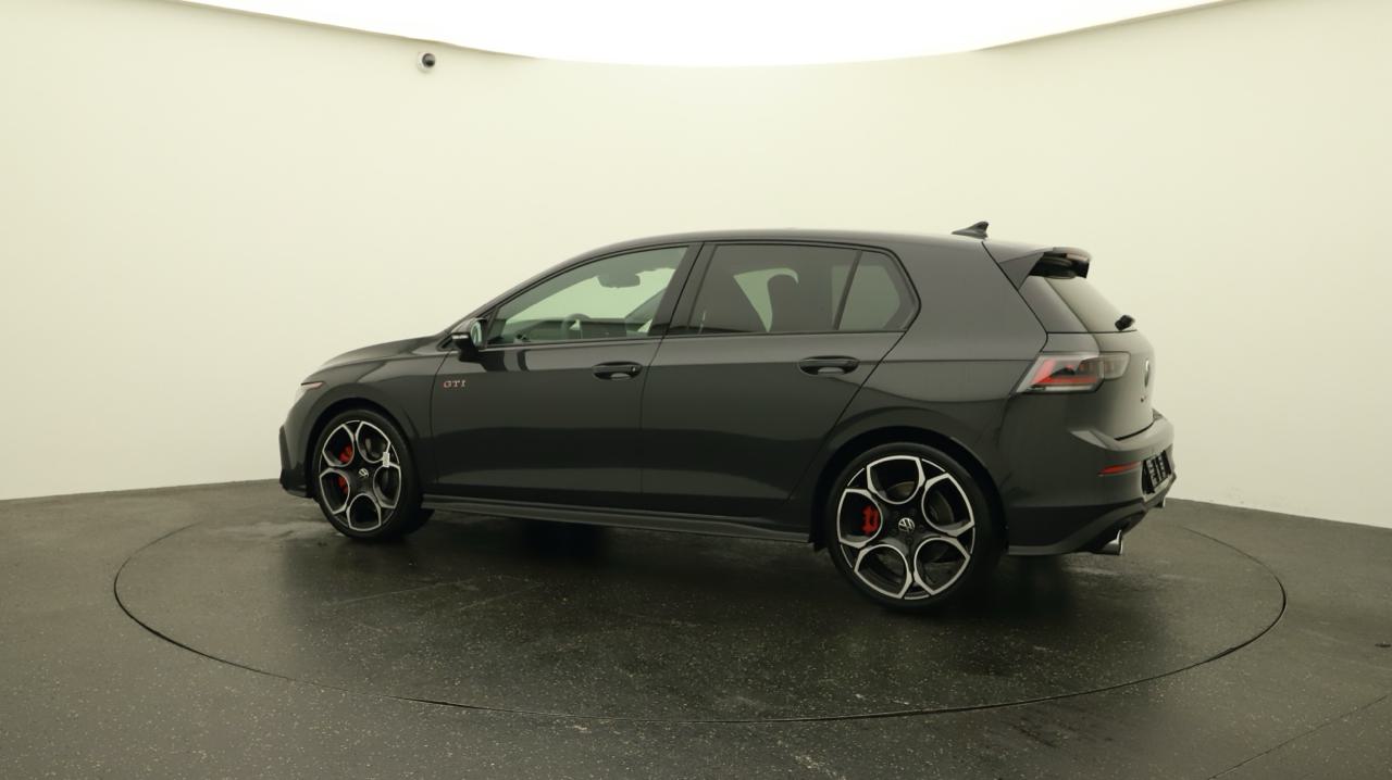 VW Golf 2.0 TSI GTI DSG-image-2