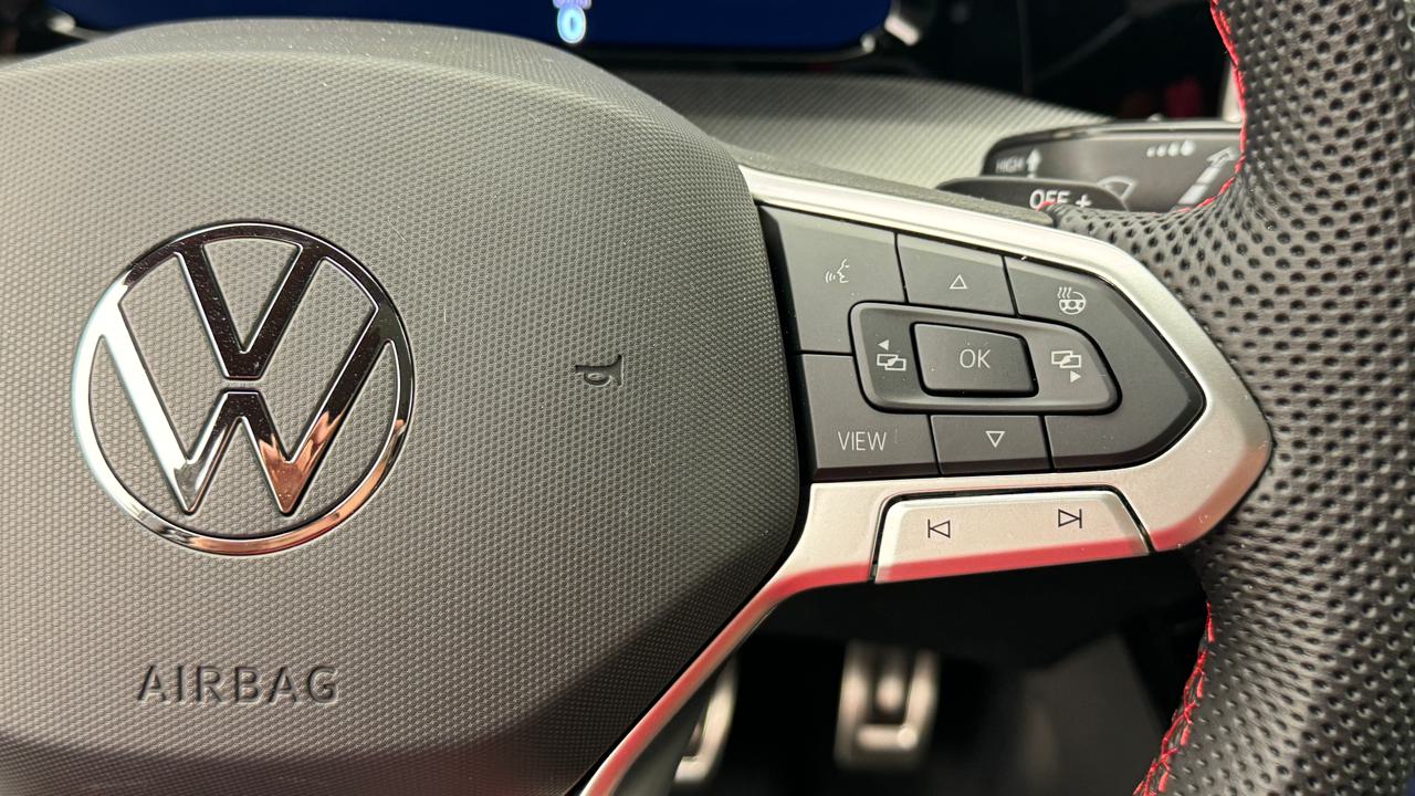 VW Golf 2.0 TSI GTI DSG-image-9