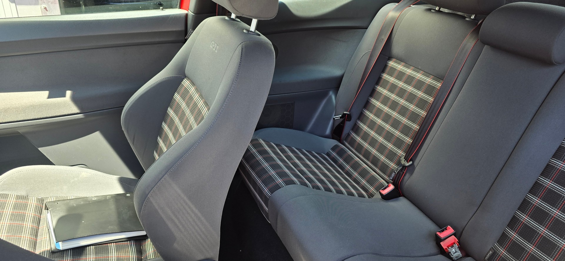 VW Polo 1.8 20V Turbo GTI-image-11