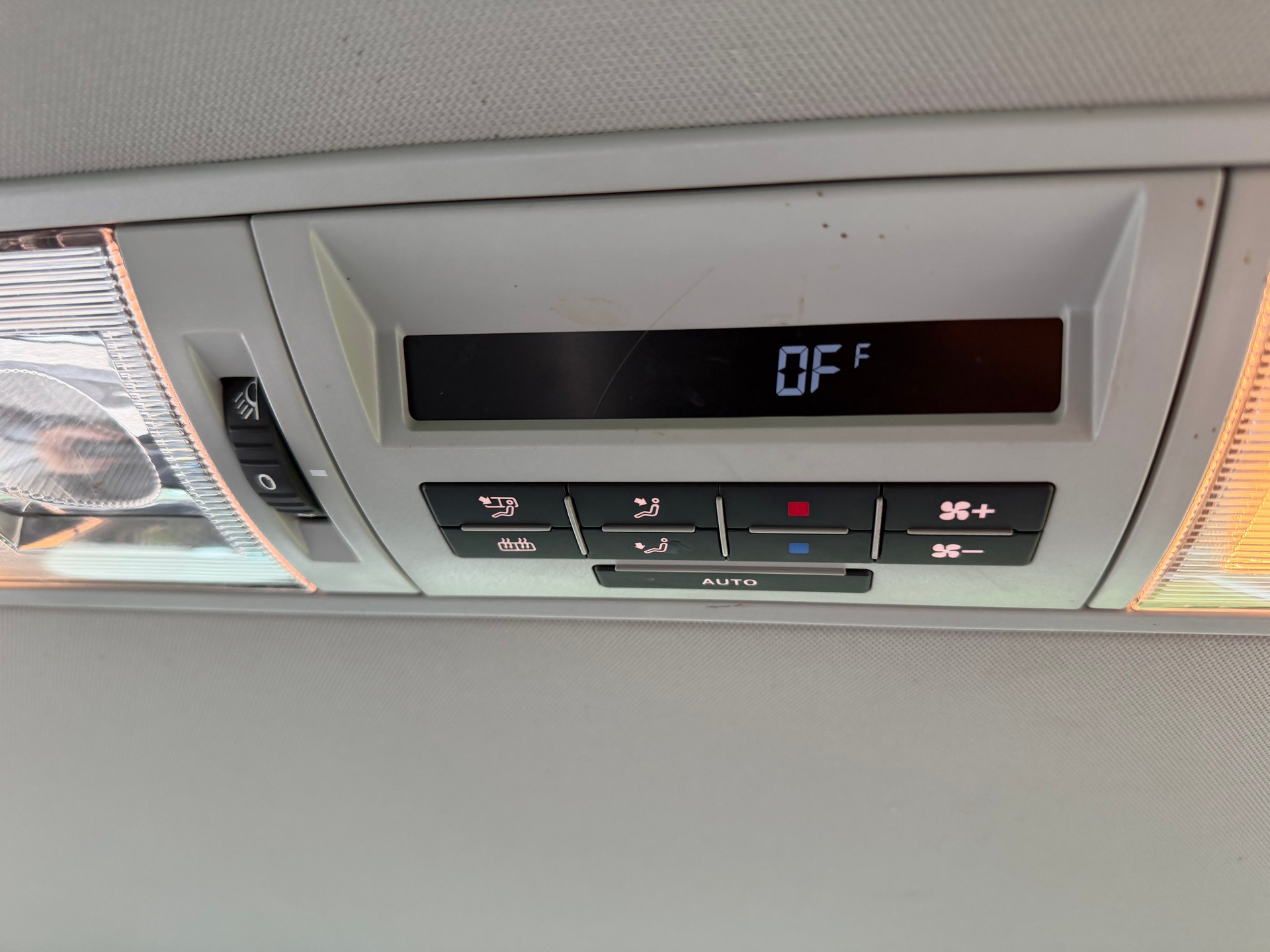 VW T6 Multivan TDI 4M Panamericana **AB MFK**-image-23