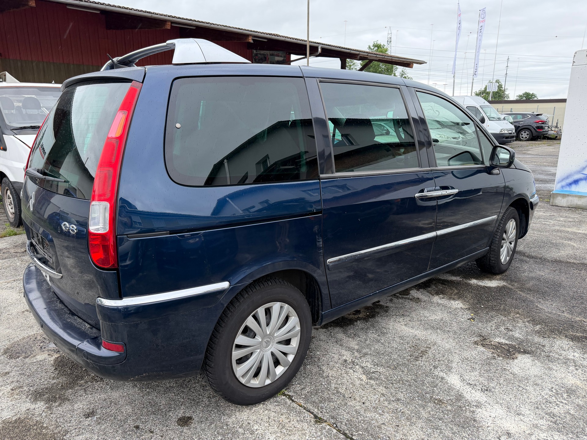 CITROEN C8 2.0 16V HDi Attraction-image-4