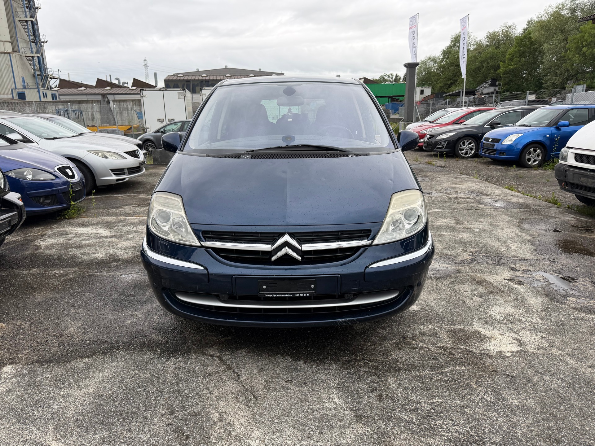 CITROEN C8 2.0 16V HDi Attraction-image-0