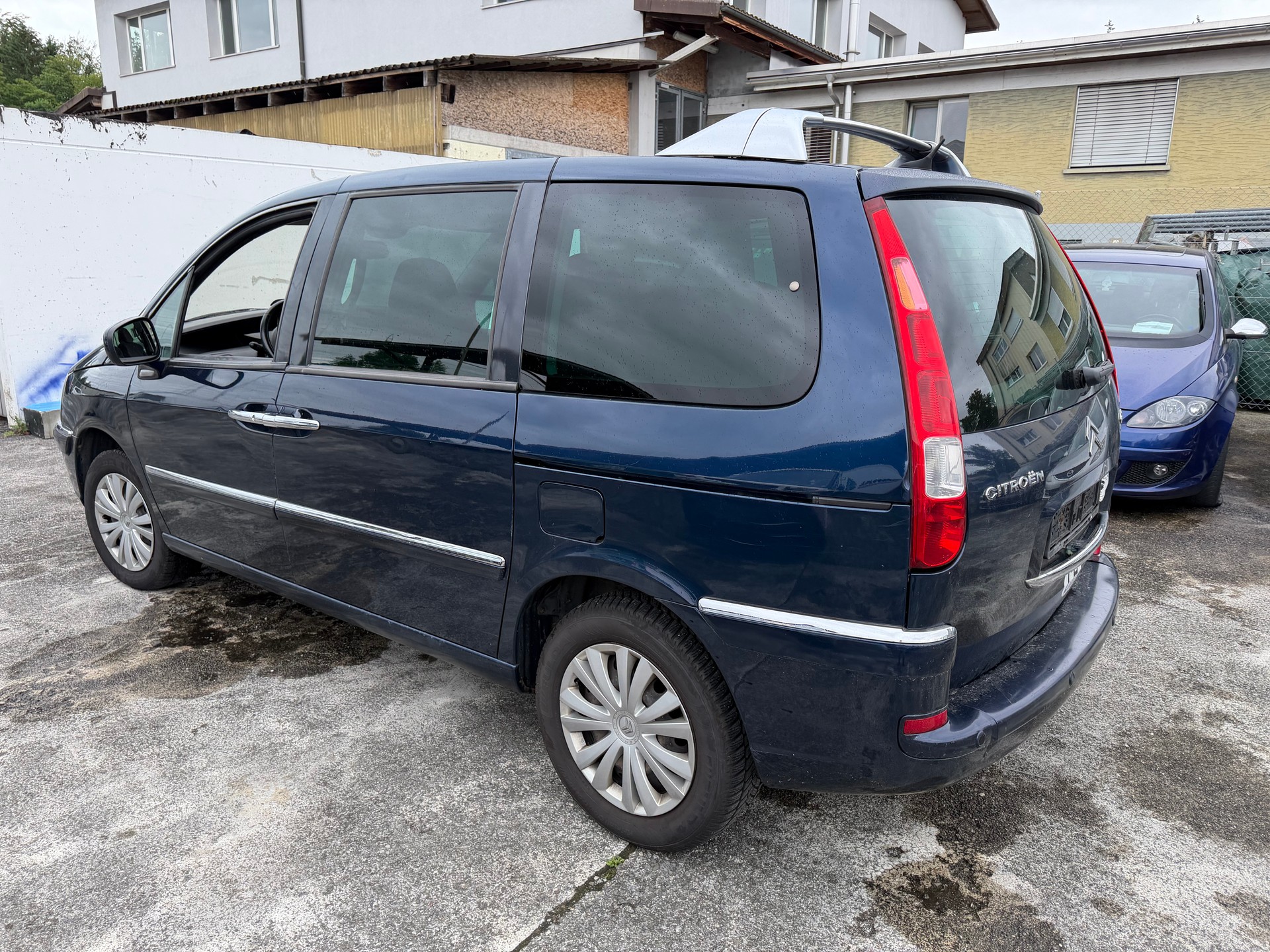 CITROEN C8 2.0 16V HDi Attraction-image-5