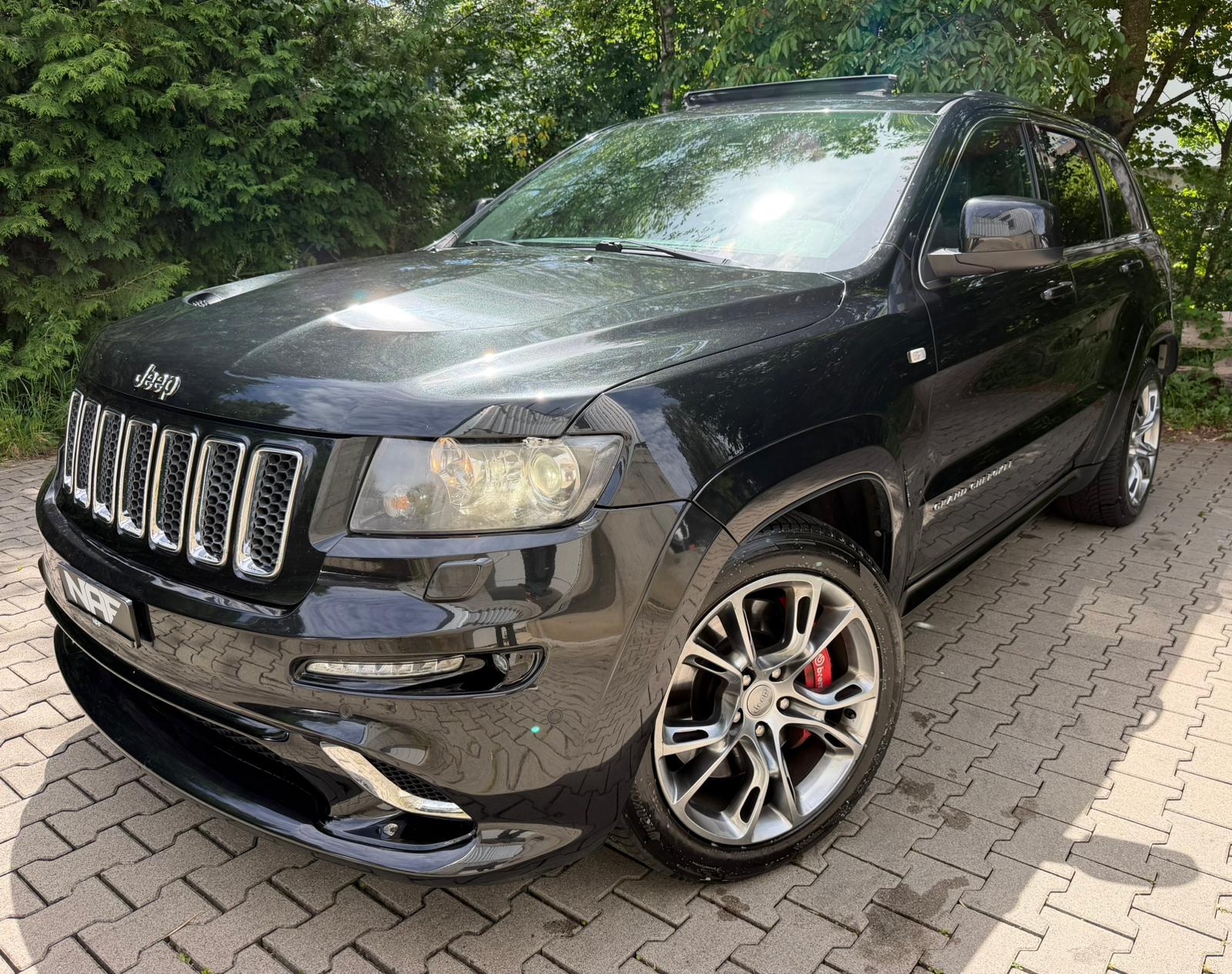 JEEP Grand Cherokee 6.4 SRT8 Automatic-image-0