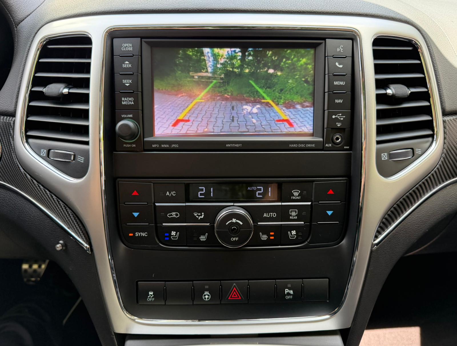 JEEP Grand Cherokee 6.4 SRT8 Automatic-image-23