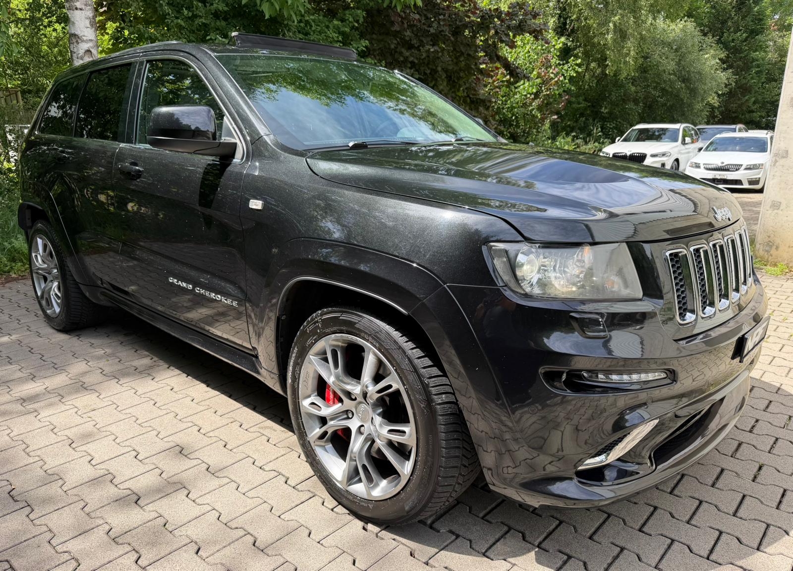 JEEP Grand Cherokee 6.4 SRT8 Automatic-image-6