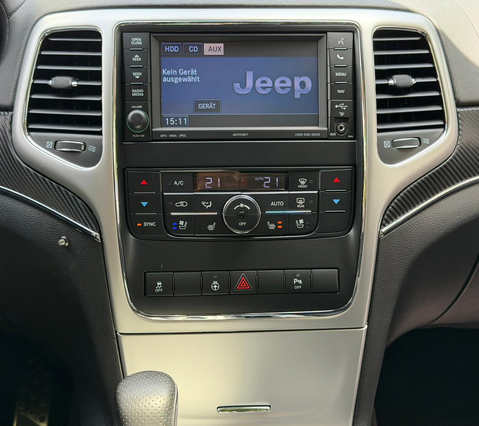 JEEP Grand Cherokee 6.4 SRT8 Automatic-image-24