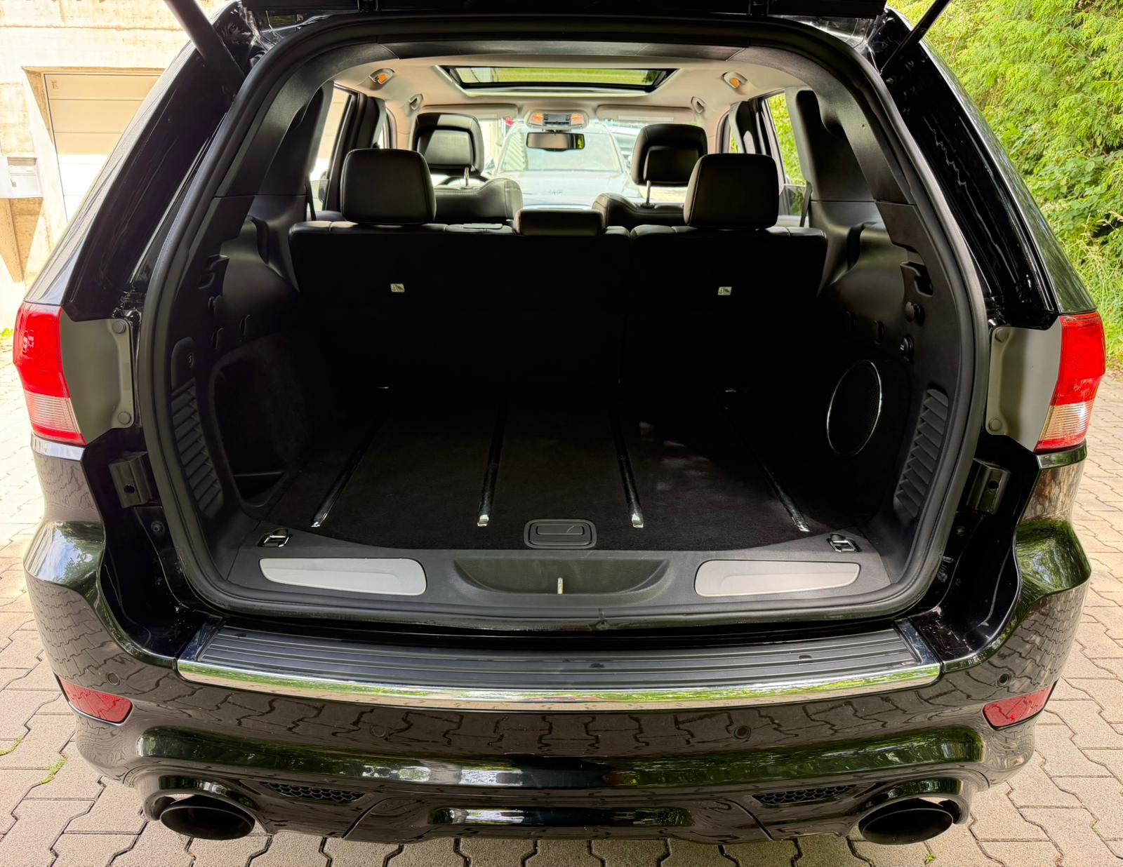 JEEP Grand Cherokee 6.4 SRT8 Automatic-image-13