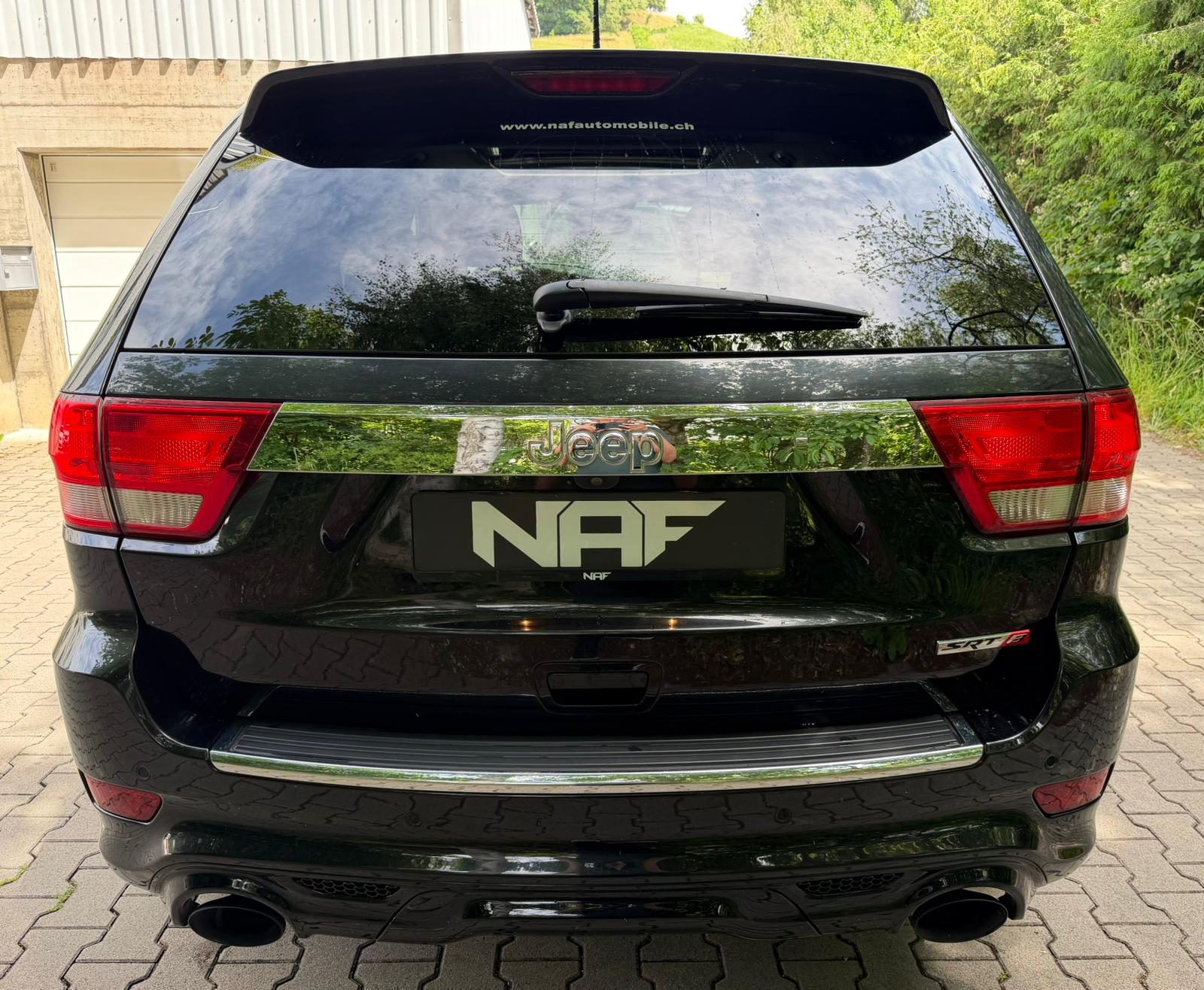 JEEP Grand Cherokee 6.4 SRT8 Automatic-image-3