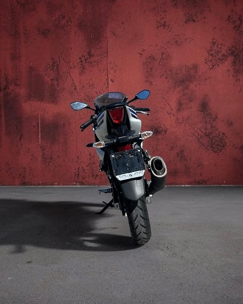 SUZUKI GSX-R 125-image-8