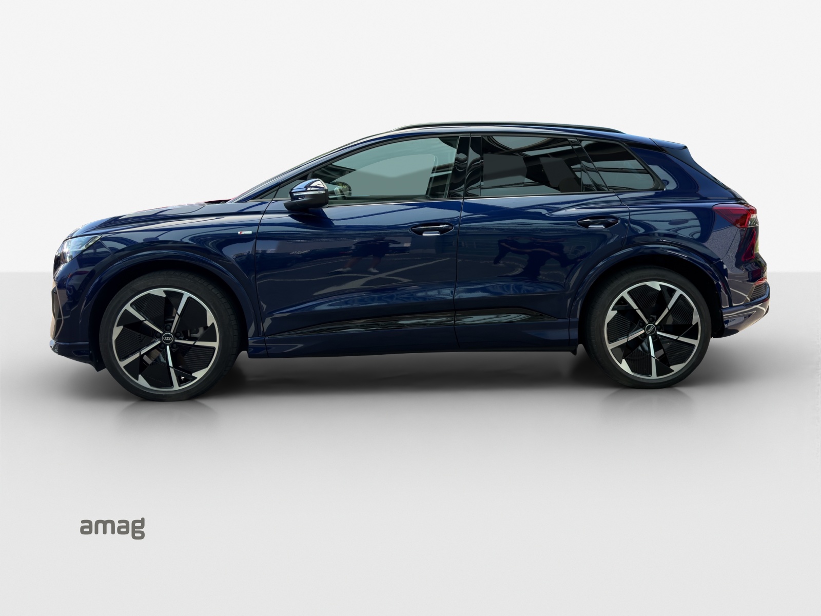 AUDI Q4 e-tron 40-image-1