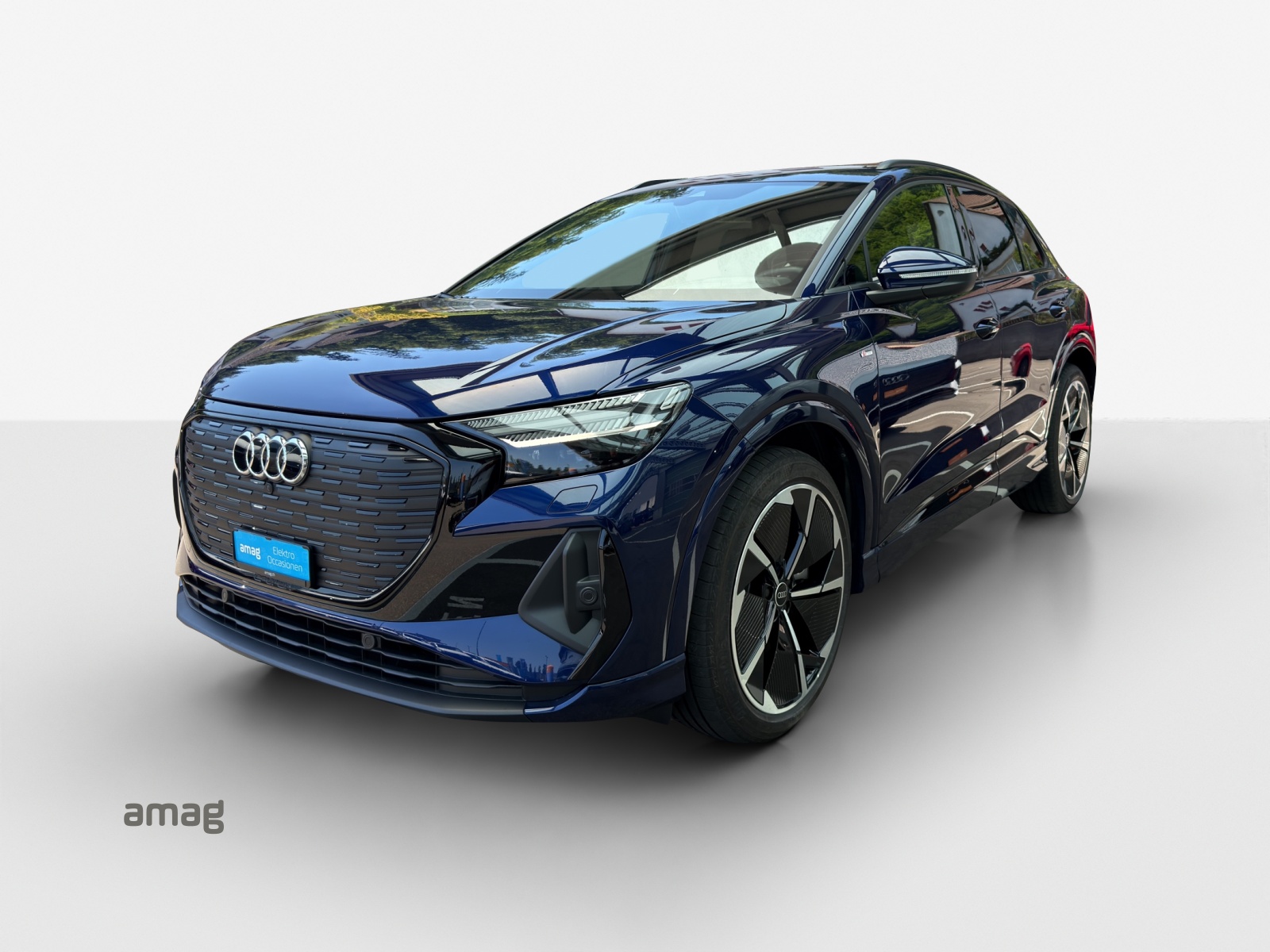 AUDI Q4 e-tron 40-image-0