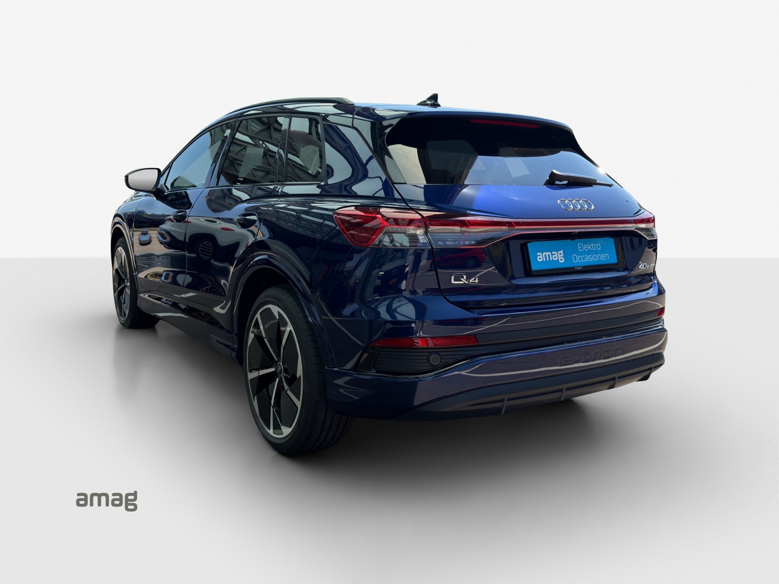 AUDI Q4 e-tron 40-image-2