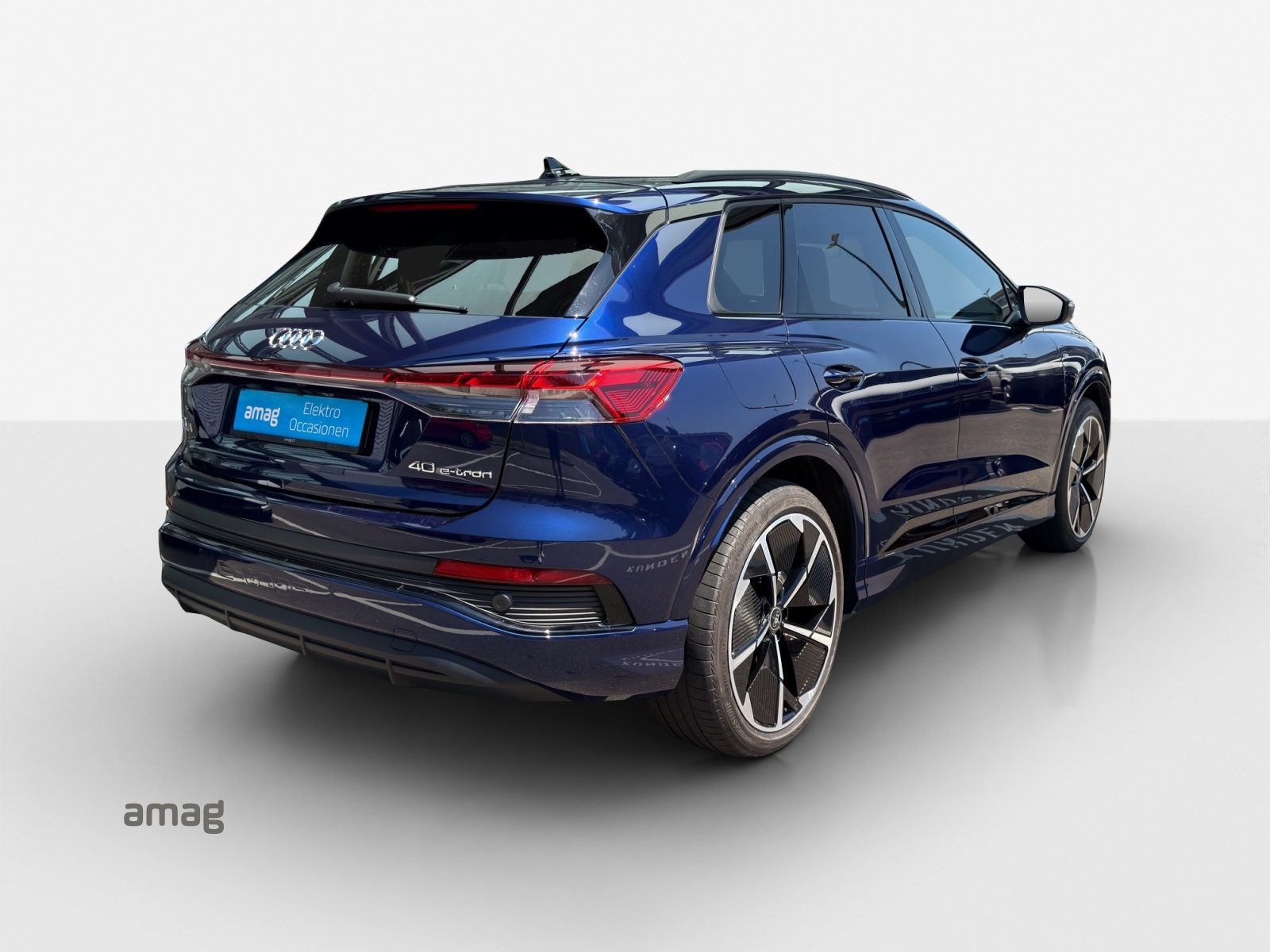 AUDI Q4 e-tron 40-image-4
