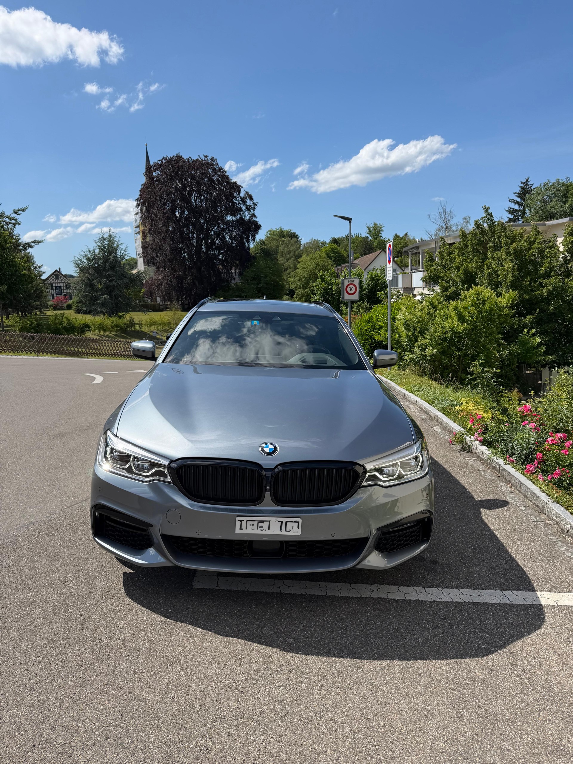 BMW 530d xDrive-image-1