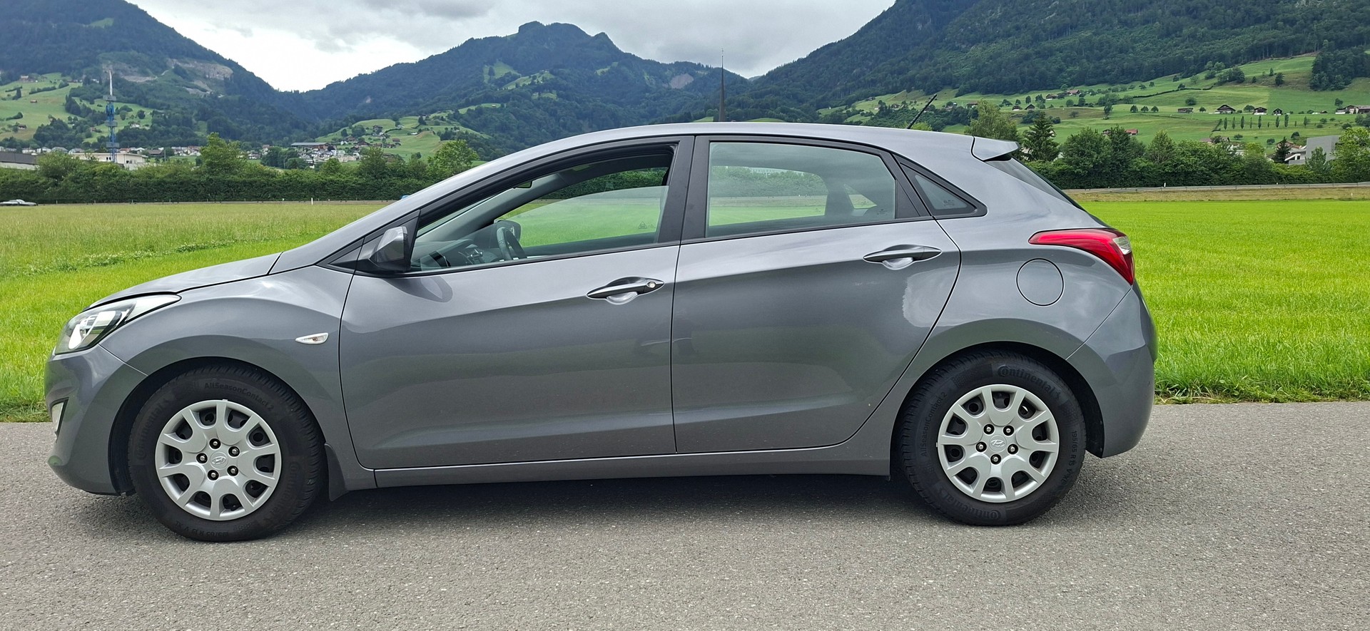 HYUNDAI i30 1.4 Comfort-image-0