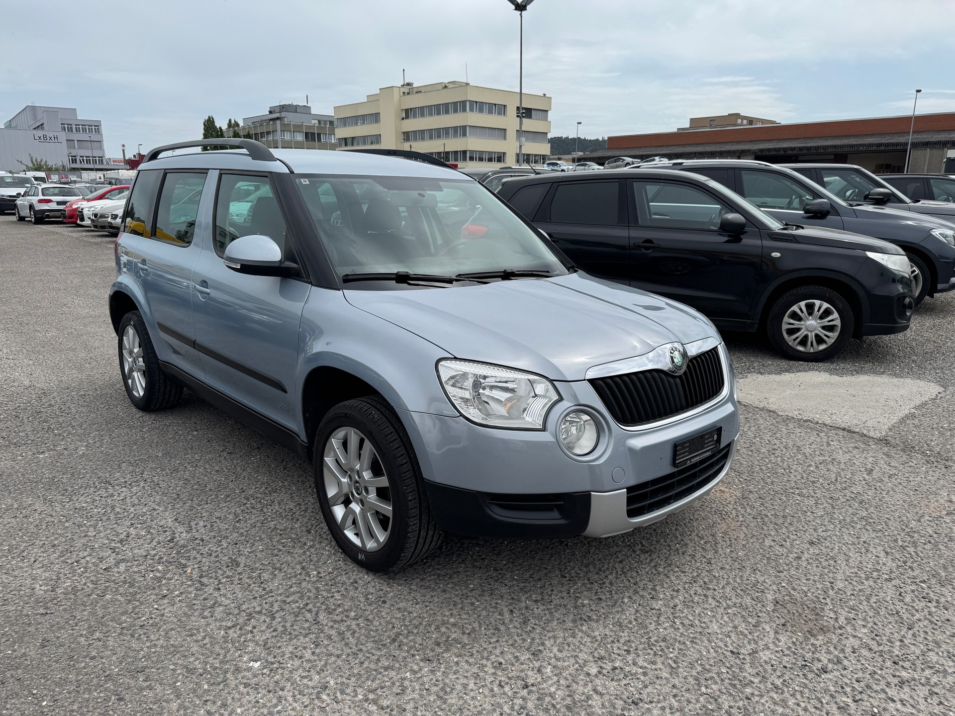 SKODA Yeti 1.8 TSI Entry 4x4-image-2