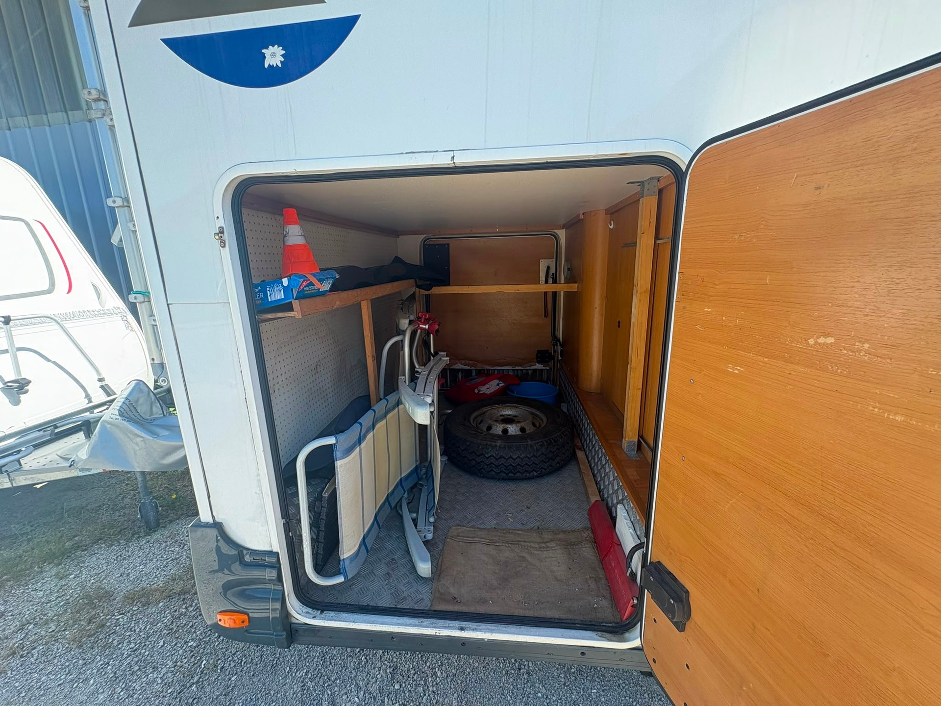 FIAT Caravan International-image-6