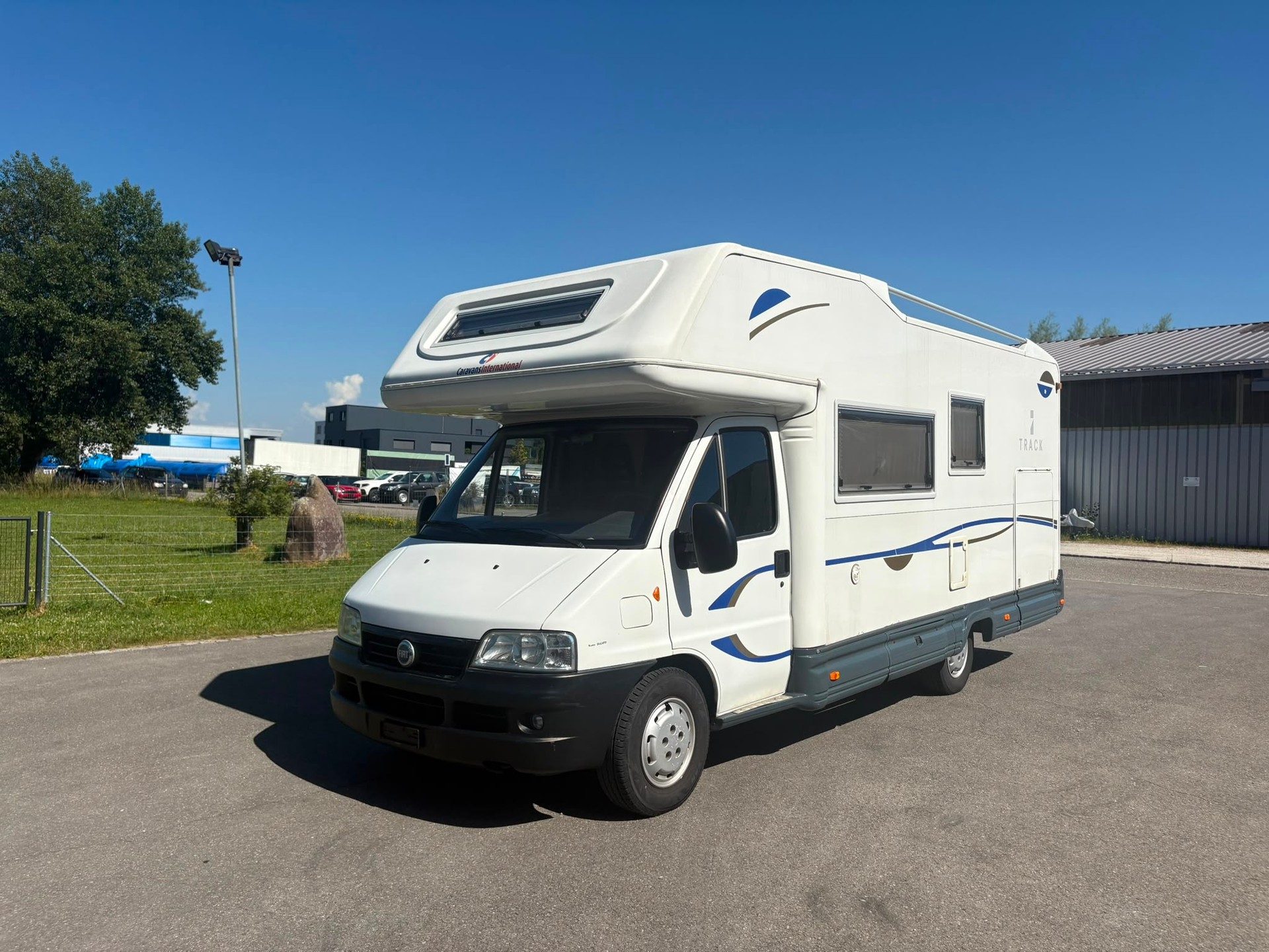 FIAT Caravan International-image-0