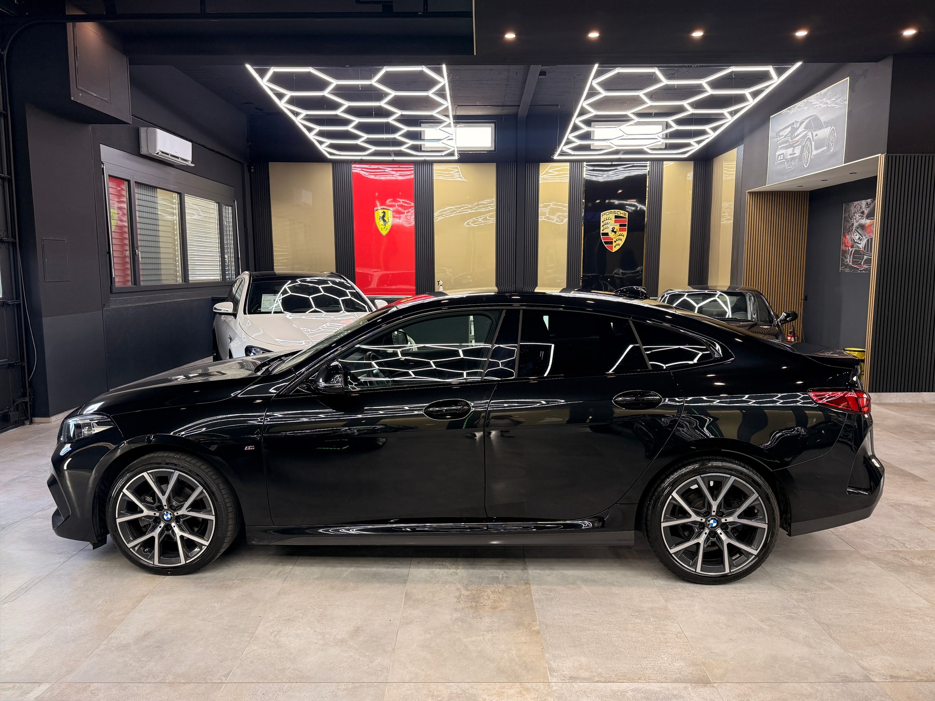 BMW 218d Gran Coupé Steptronic-image-7