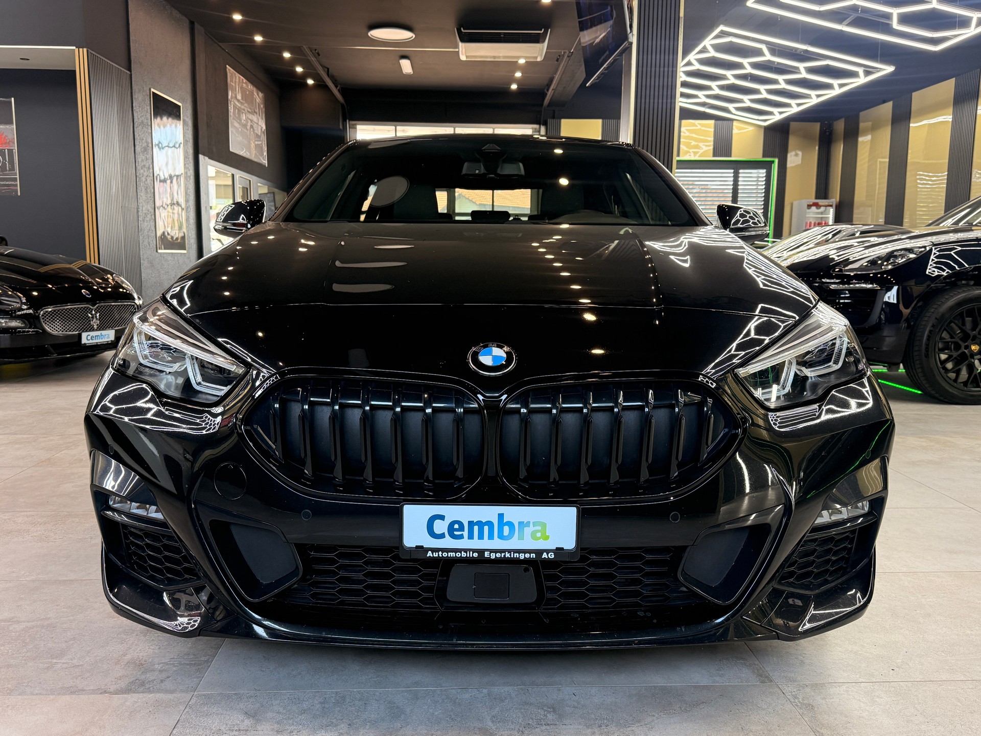 BMW 218d Gran Coupé Steptronic-image-1