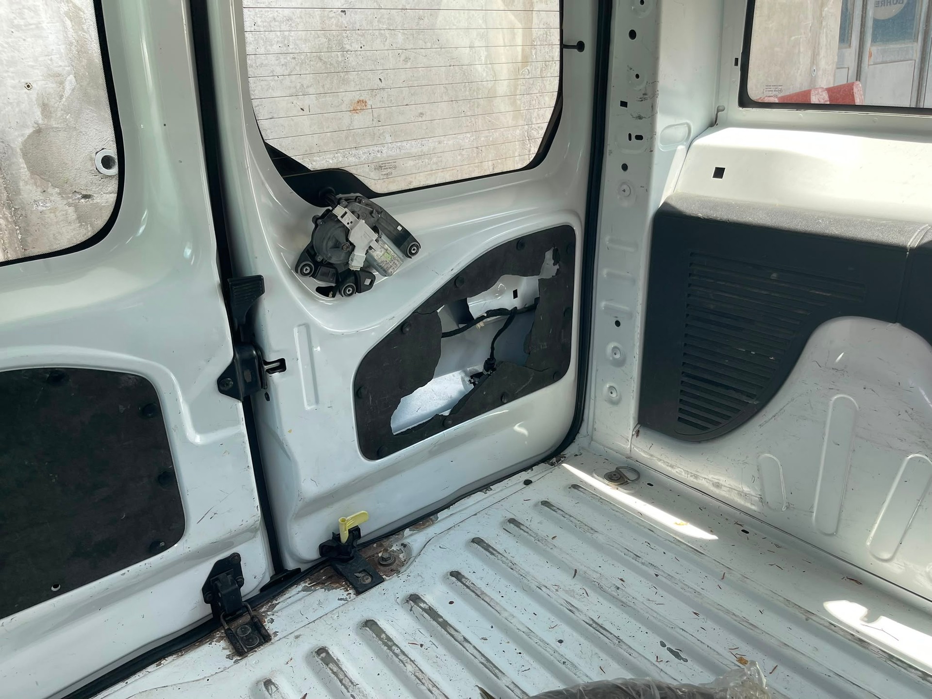 CITROEN Berlingo 1.6VTi 600-image-9