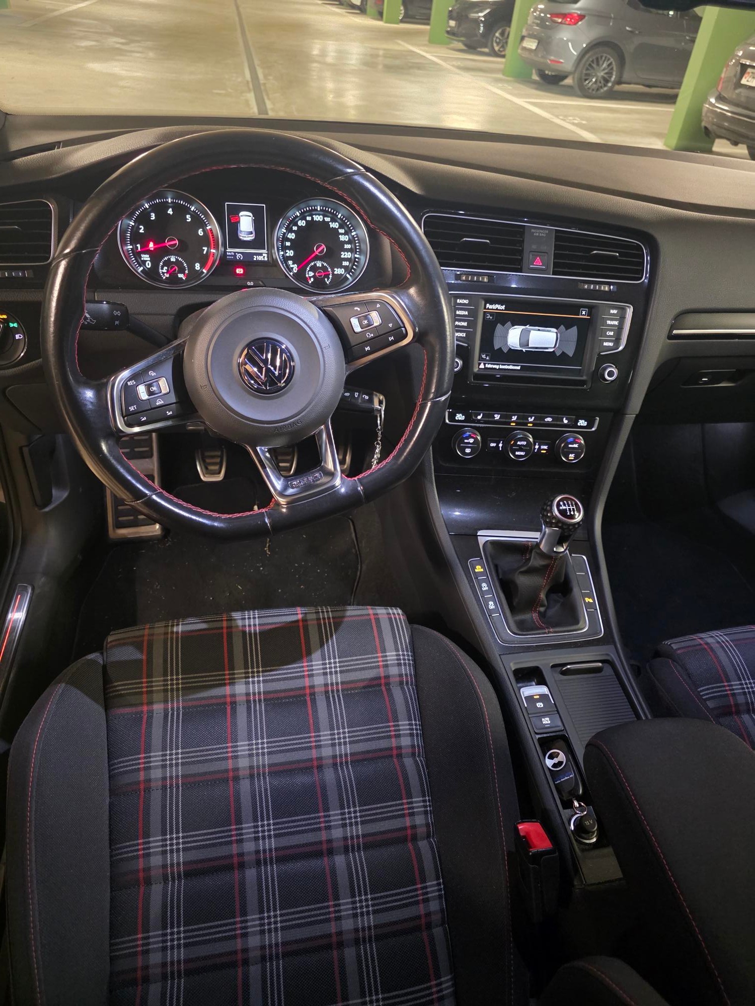 VW 2.0 TSI GTI Performance-image-2