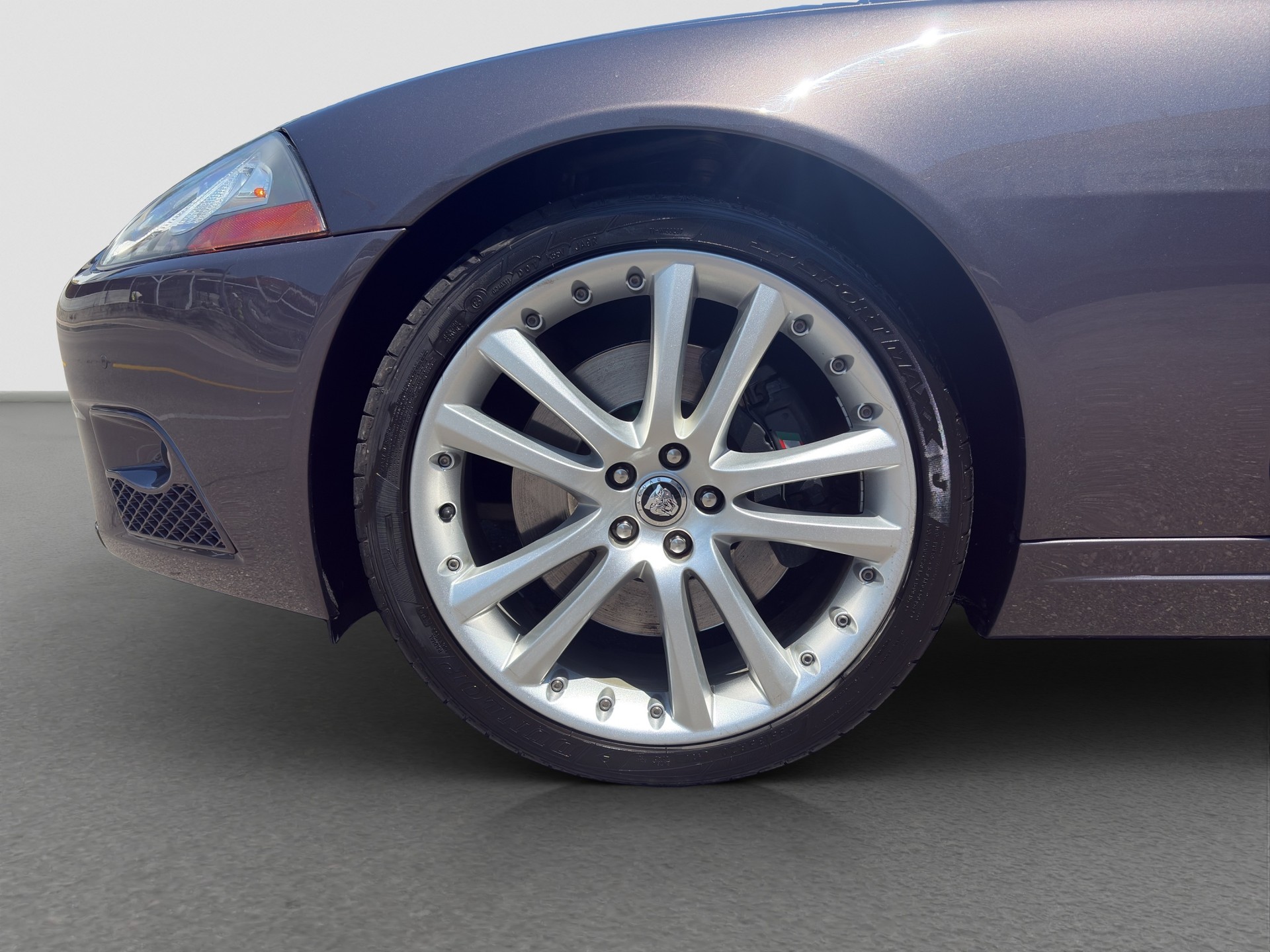 JAGUAR XKR 4.2 V8 SC Automatic-image-2