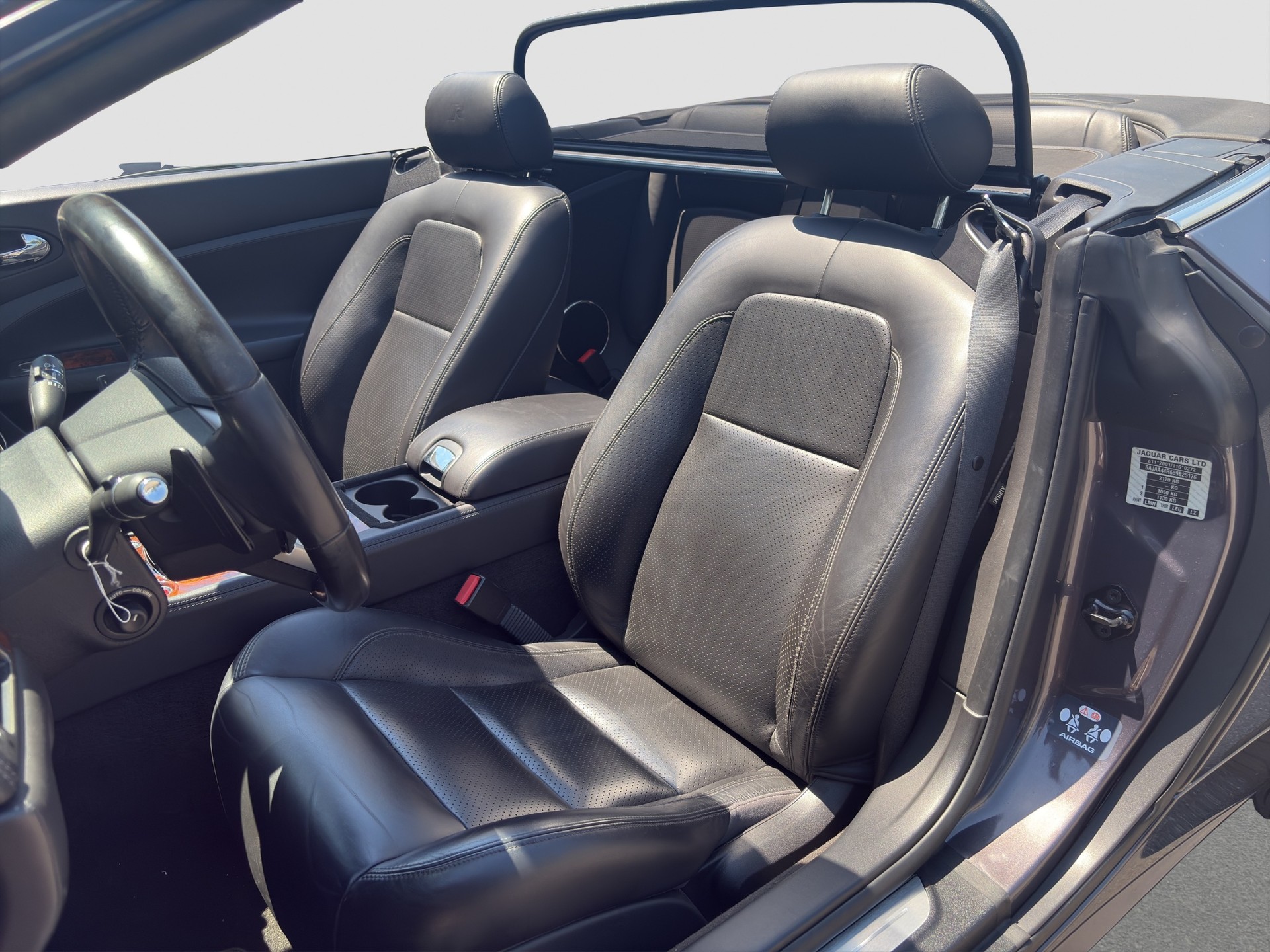 JAGUAR XKR 4.2 V8 SC Automatic-image-14