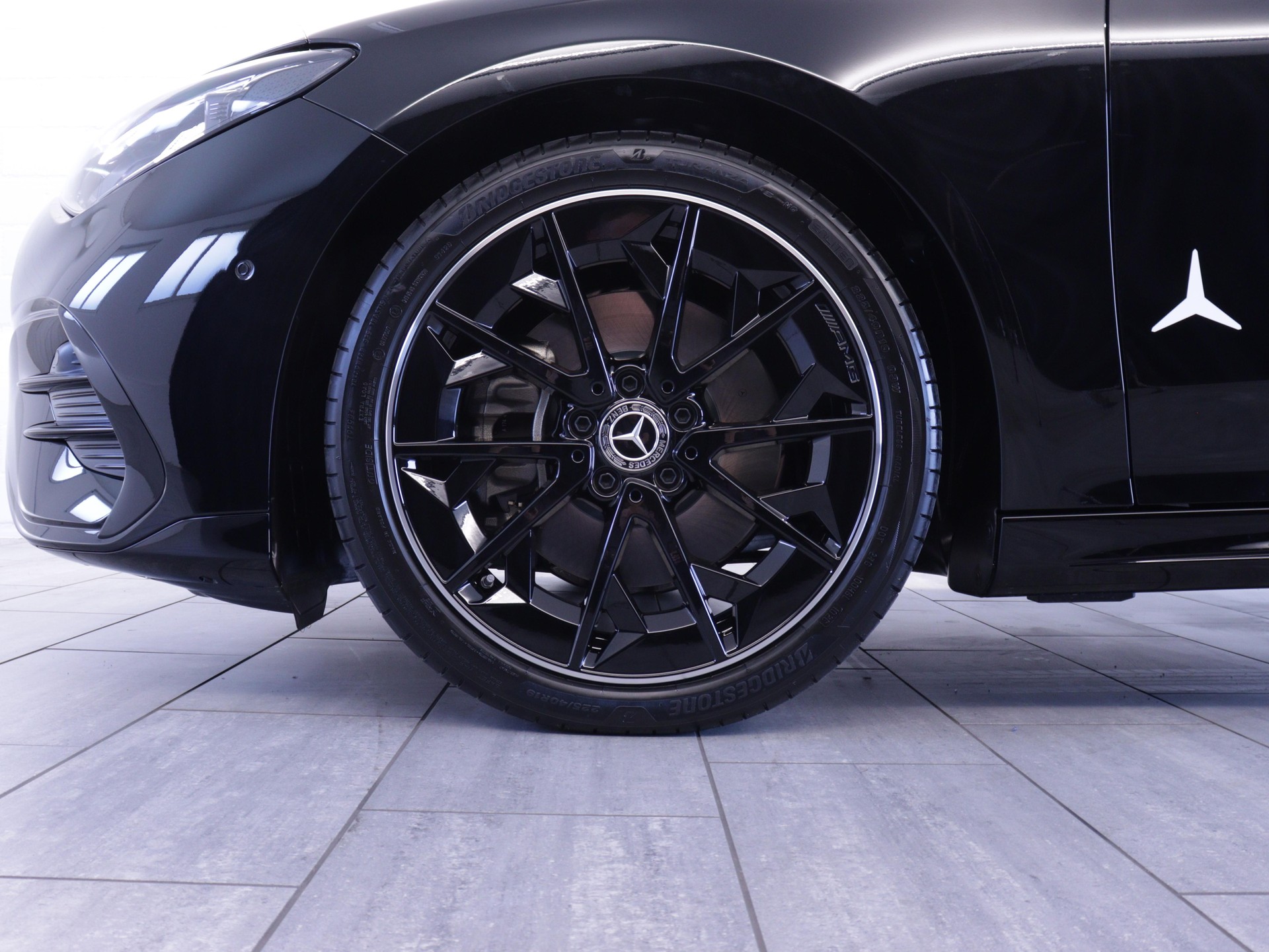 MERCEDES-BENZ CLA 220 4-Matic Shooting Brake-image-14