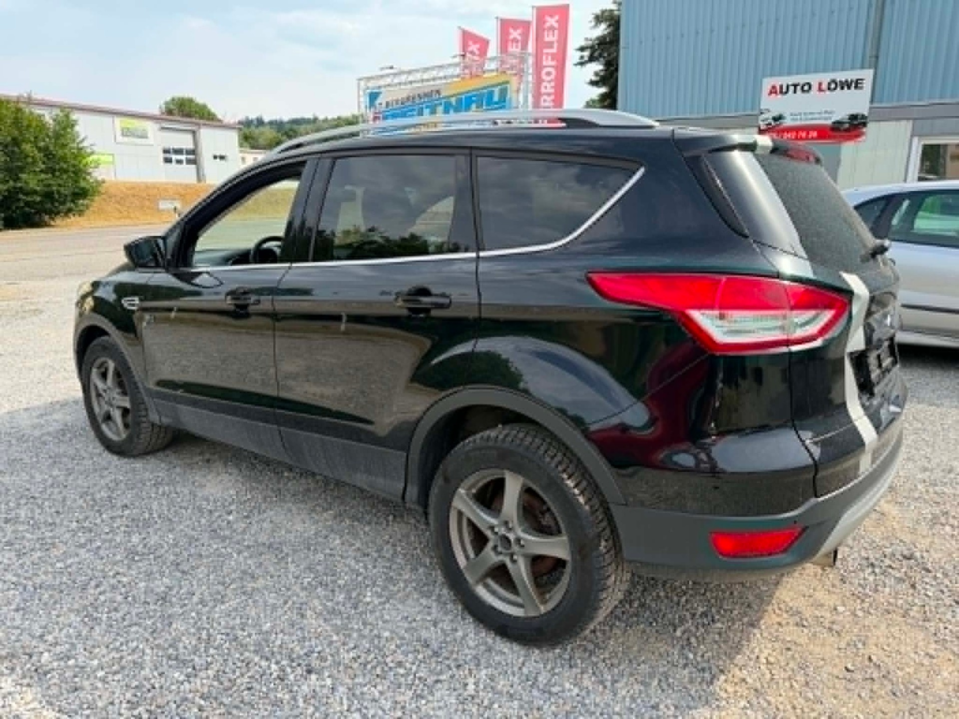 FORD Kuga 2.0 TDCi Titanium S 4WD PowerShift-image-8