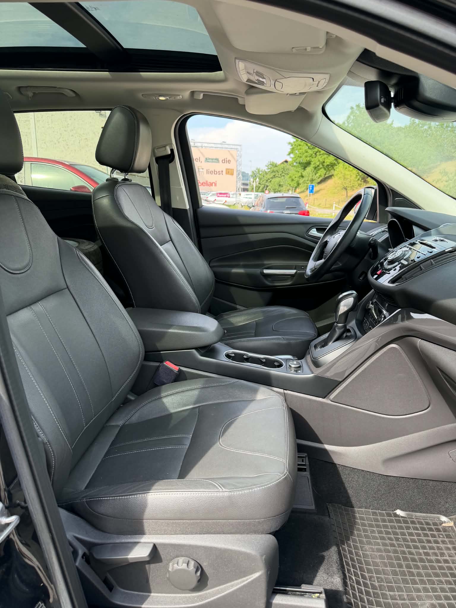FORD Kuga 2.0 TDCi Titanium S 4WD PowerShift-image-14