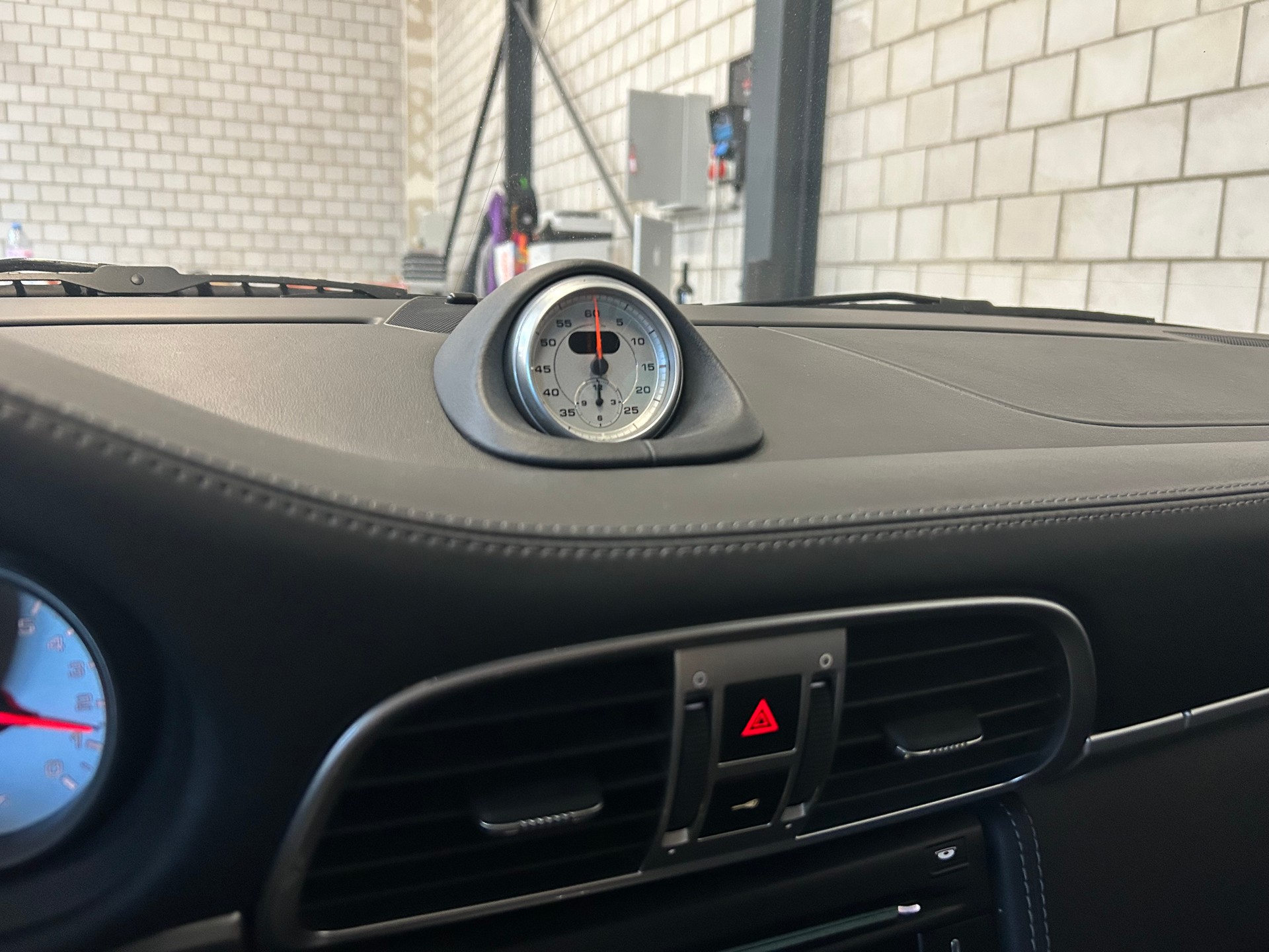 PORSCHE 911 Cabrio Turbo PDK-image-8