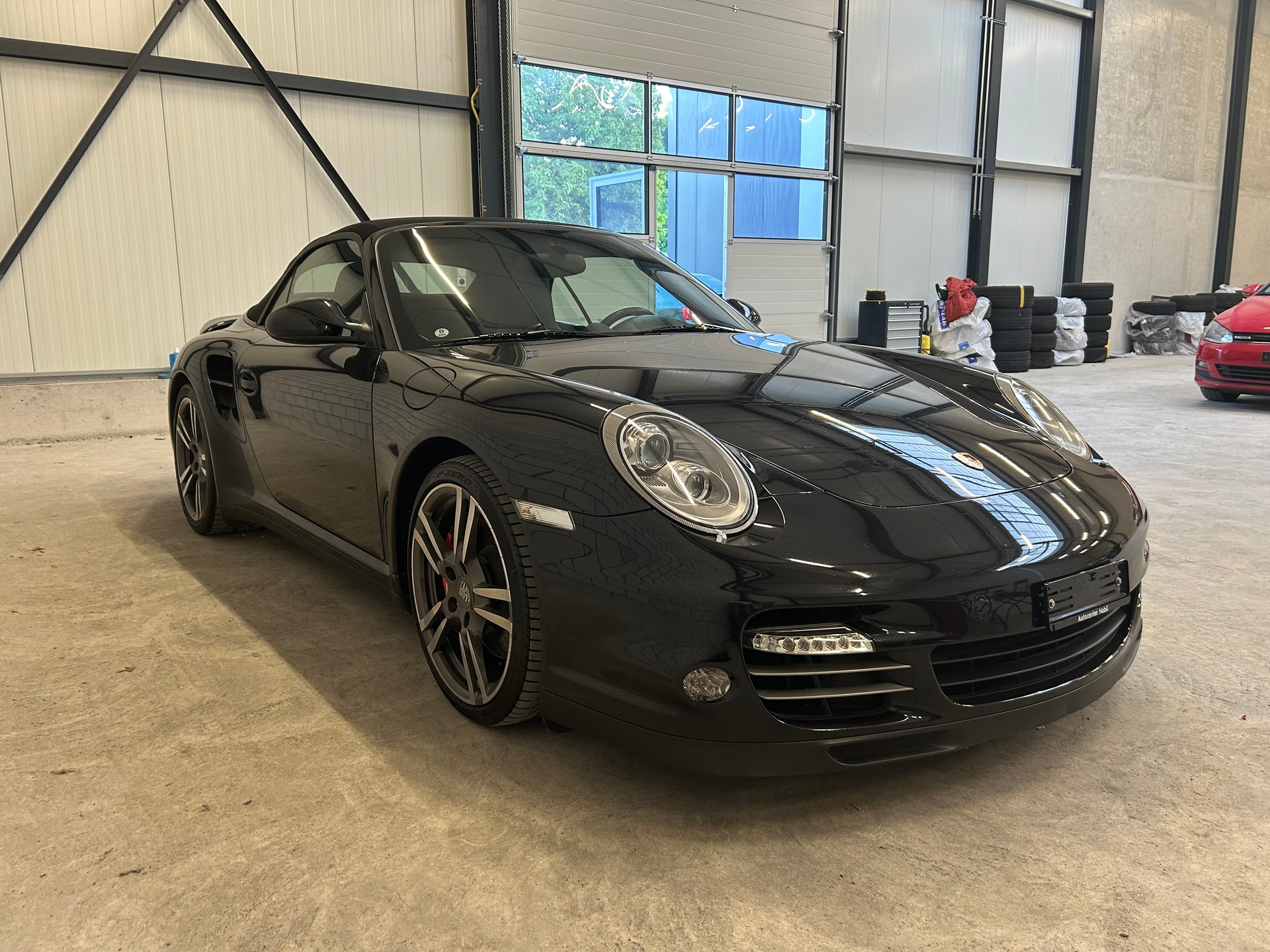PORSCHE 911 Cabrio Turbo PDK-image-2