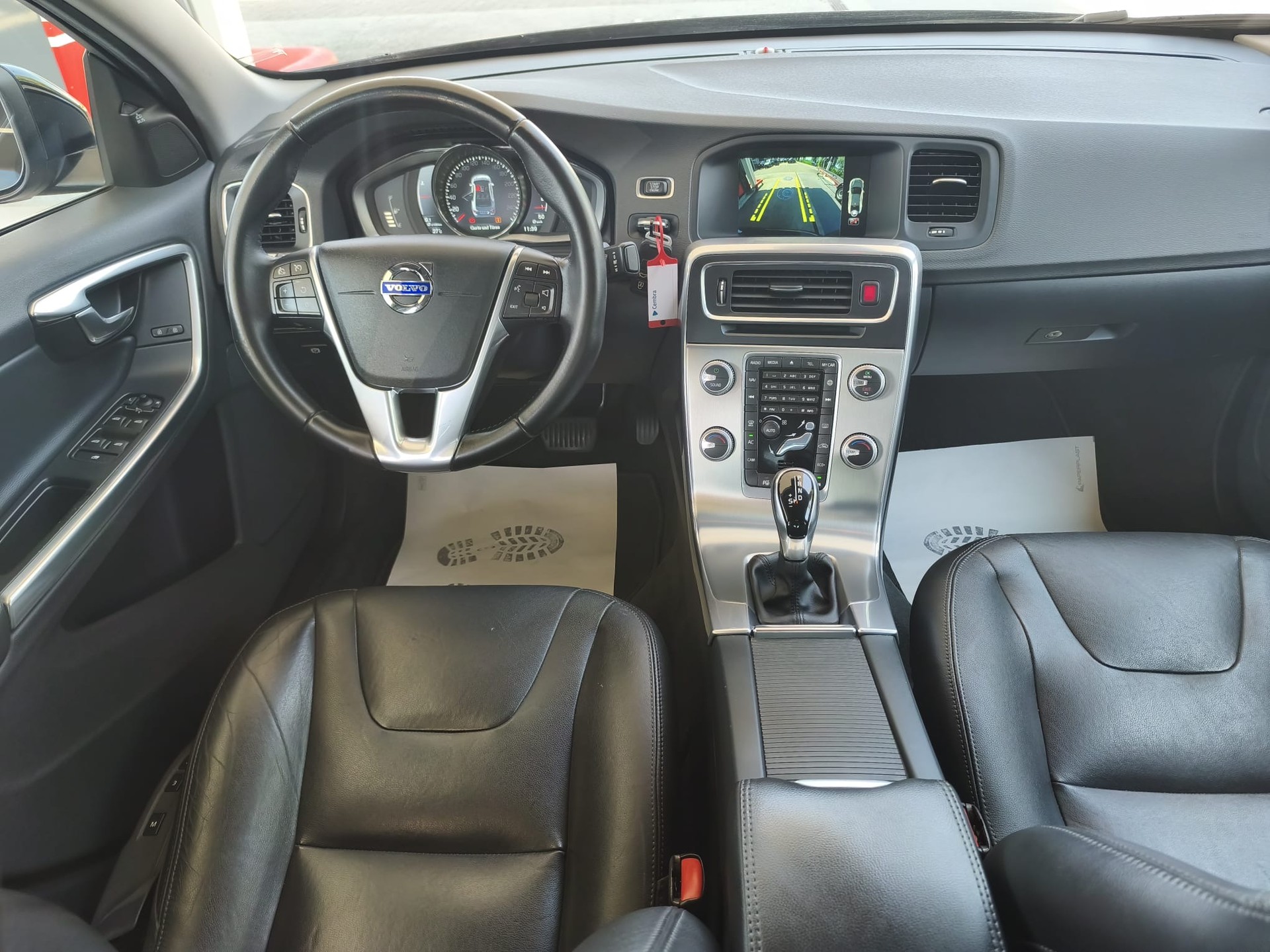 VOLVO S60 T5 Summum R-Design Geartronic-image-3