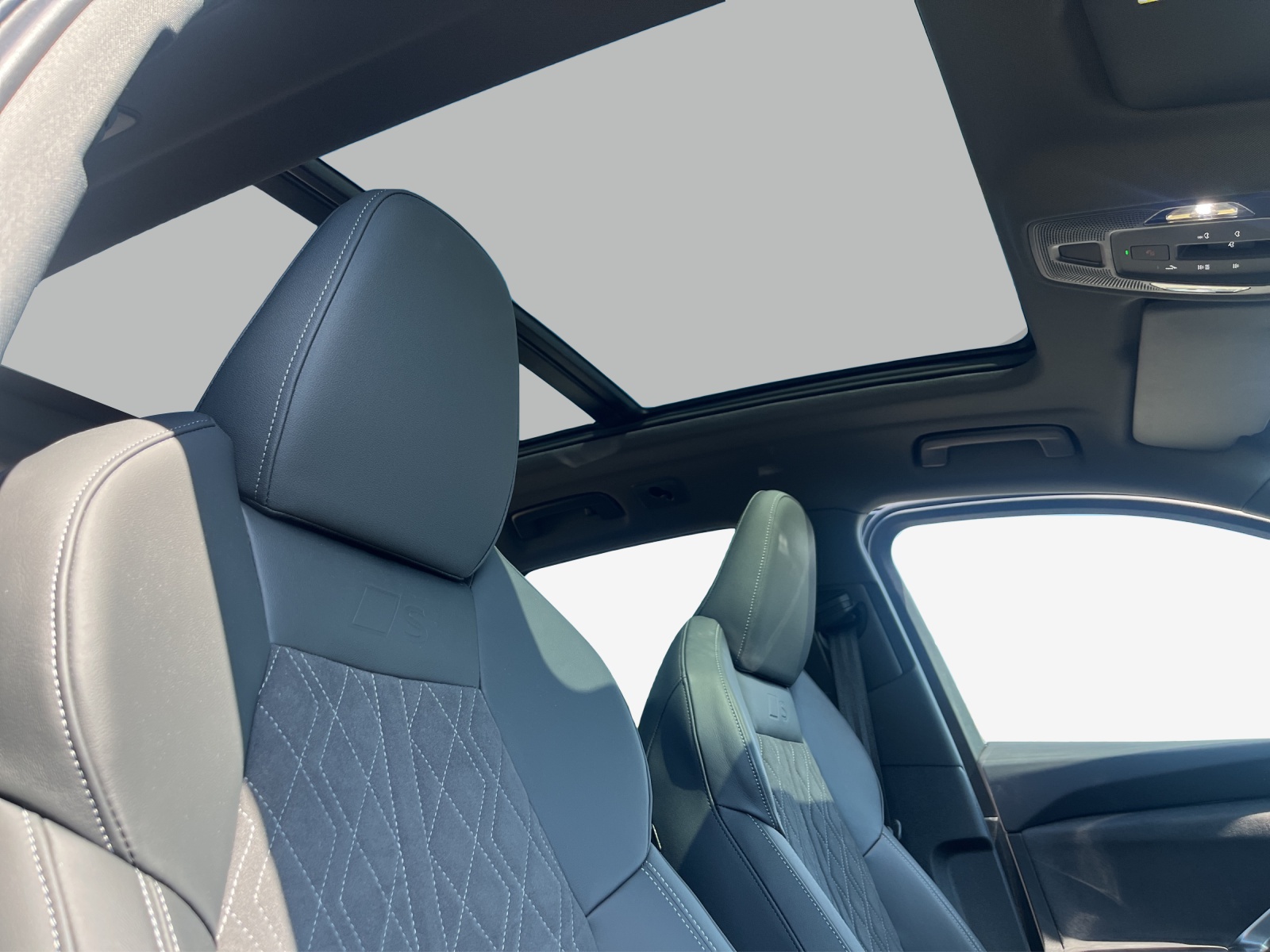 AUDI Q5 e-hybrid quattro 270 kW S-tronic-image-13