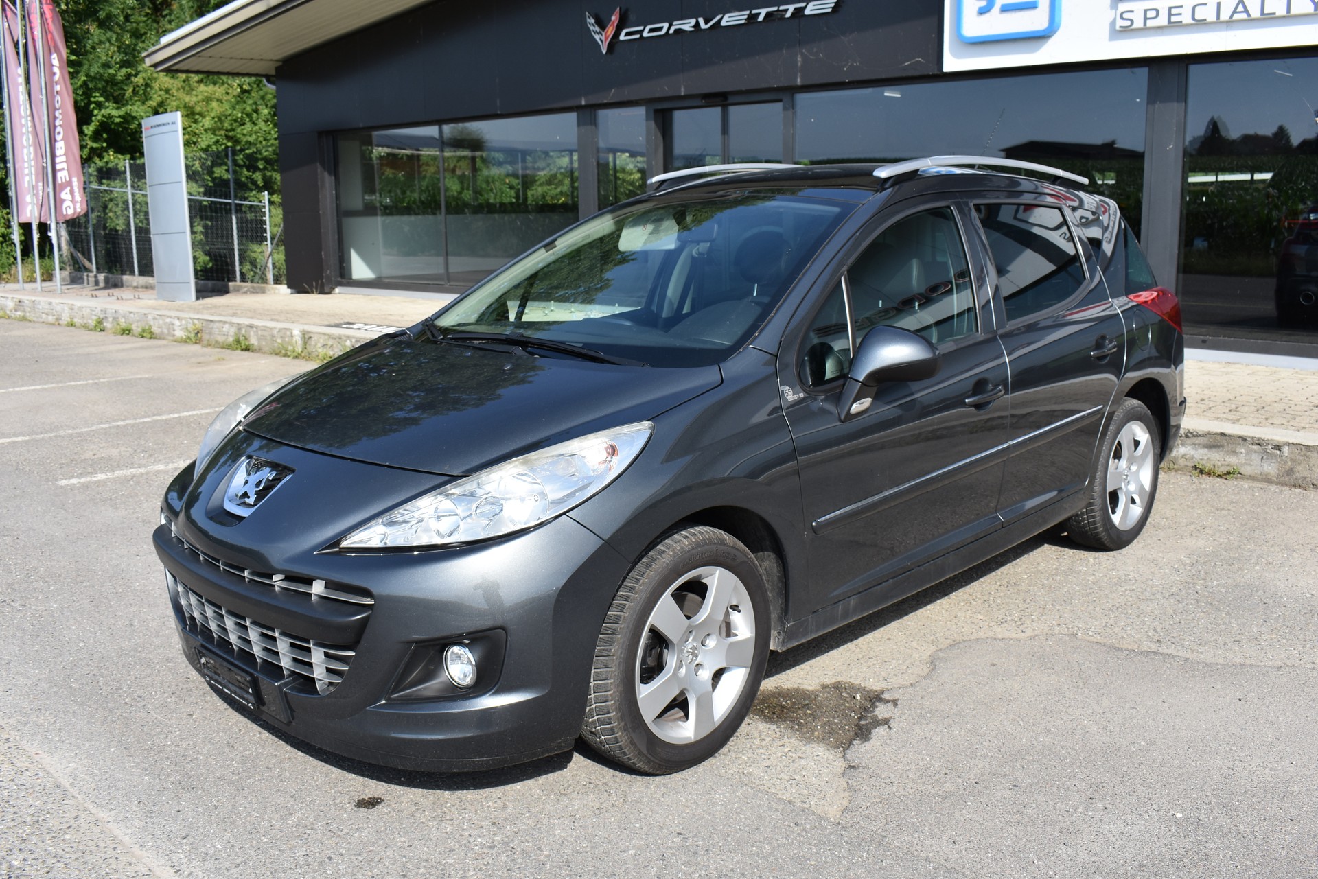 PEUGEOT 207 SW 1.6 16V Allure-image-7