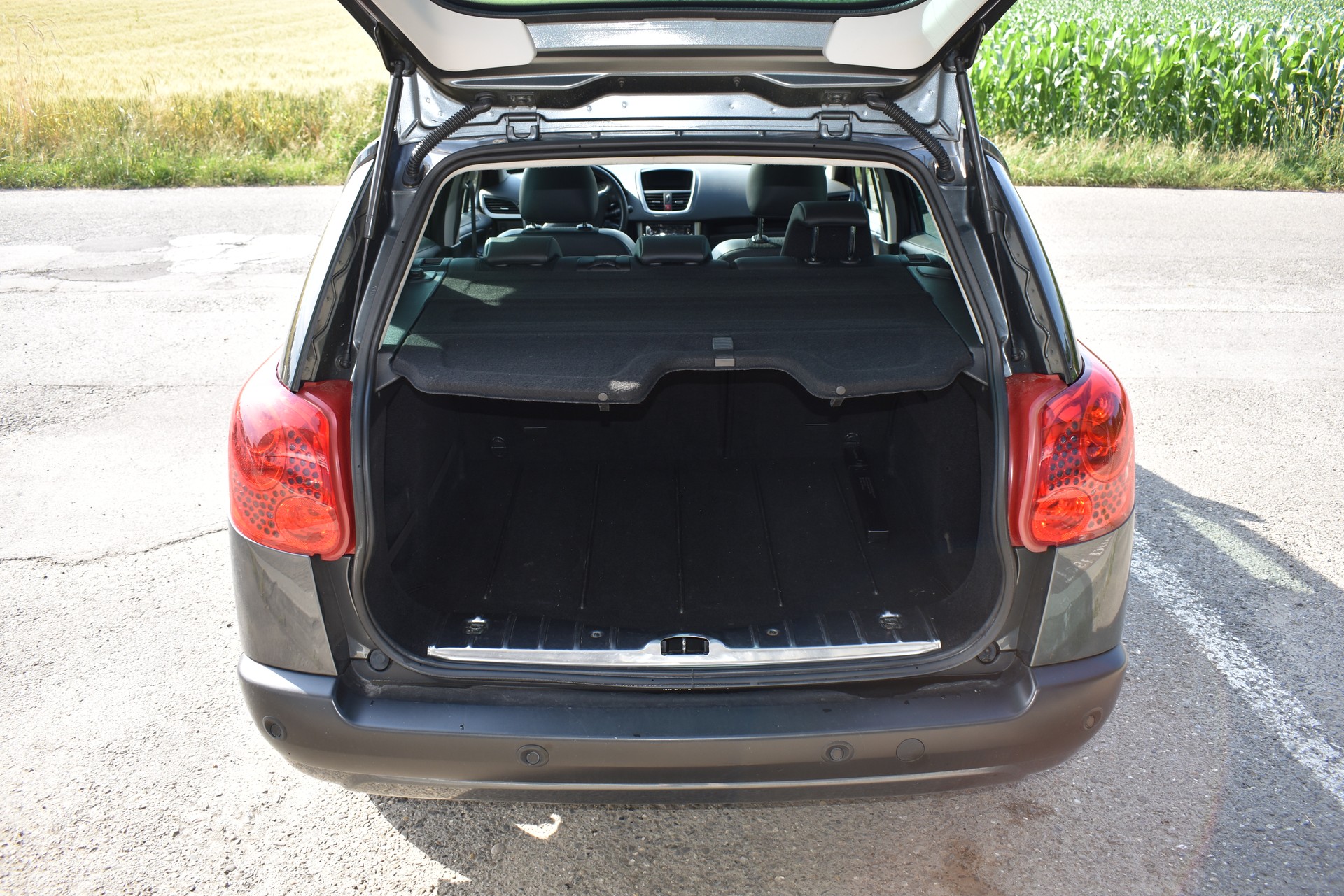 PEUGEOT 207 SW 1.6 16V Allure-image-12