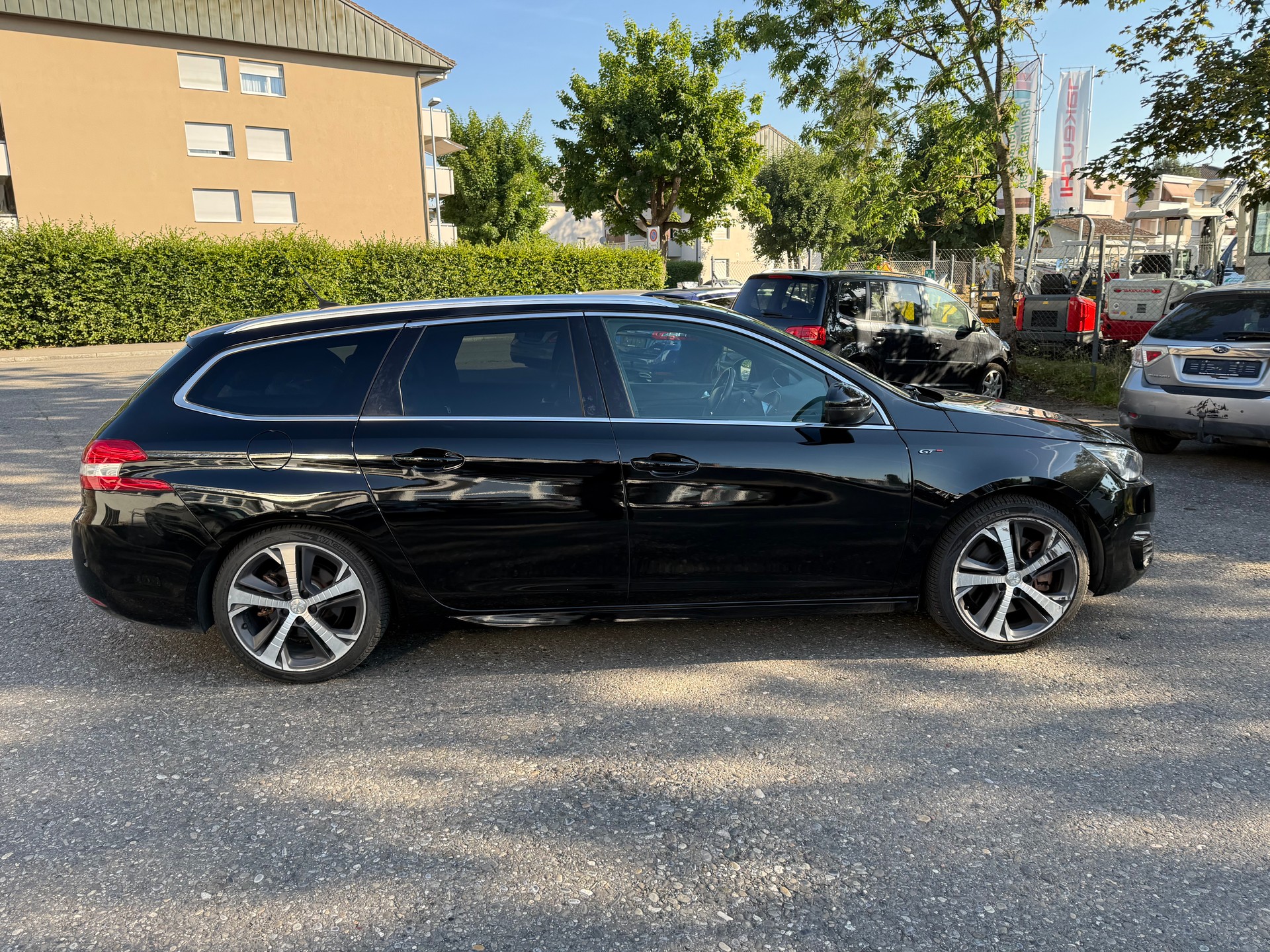 PEUGEOT 308 SW 1.6 eTHP GT-image-3