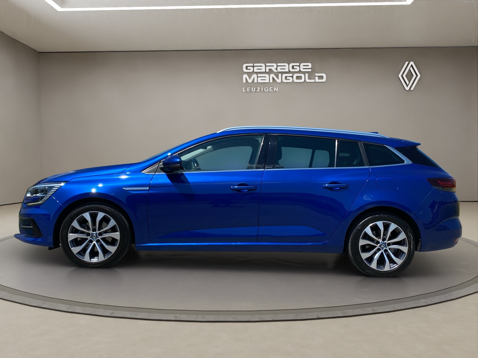 RENAULT Mégane Grandtour 1.6 E-Tech Intens-image-1