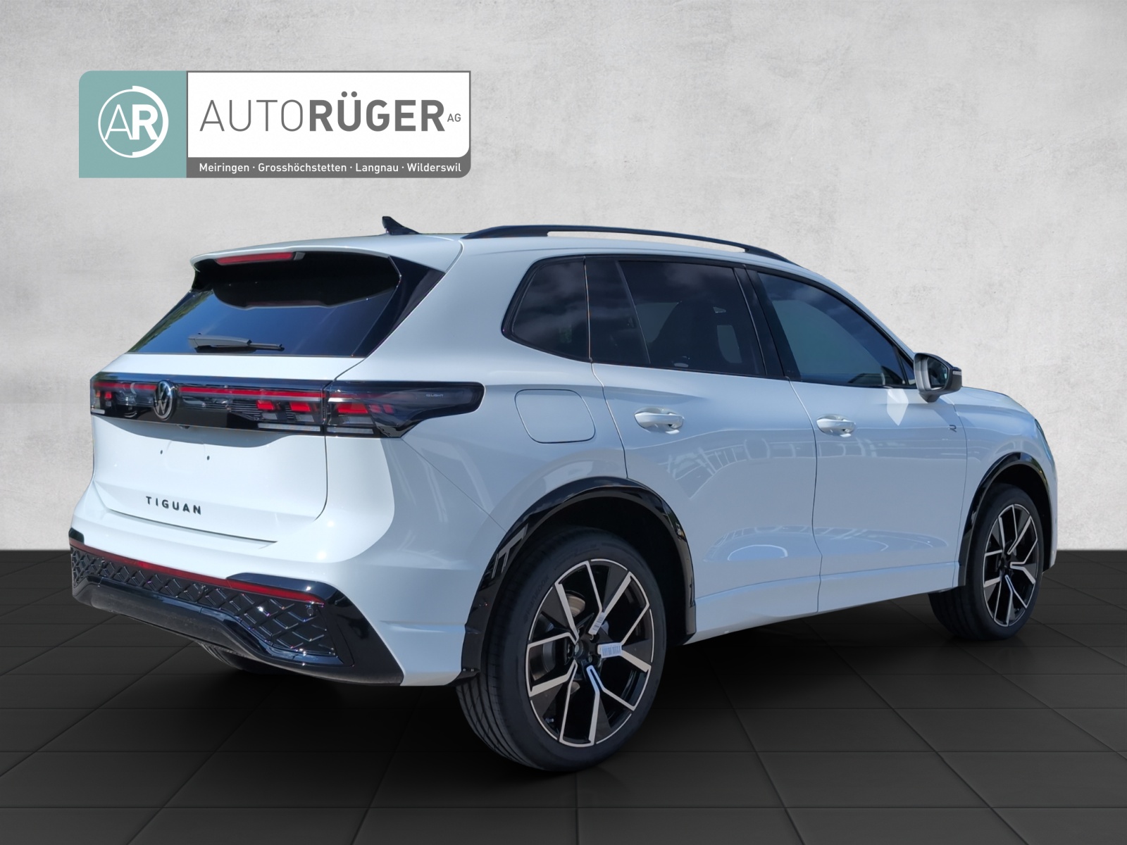 VW Tiguan R-Line UNITED 4Motion-image-5