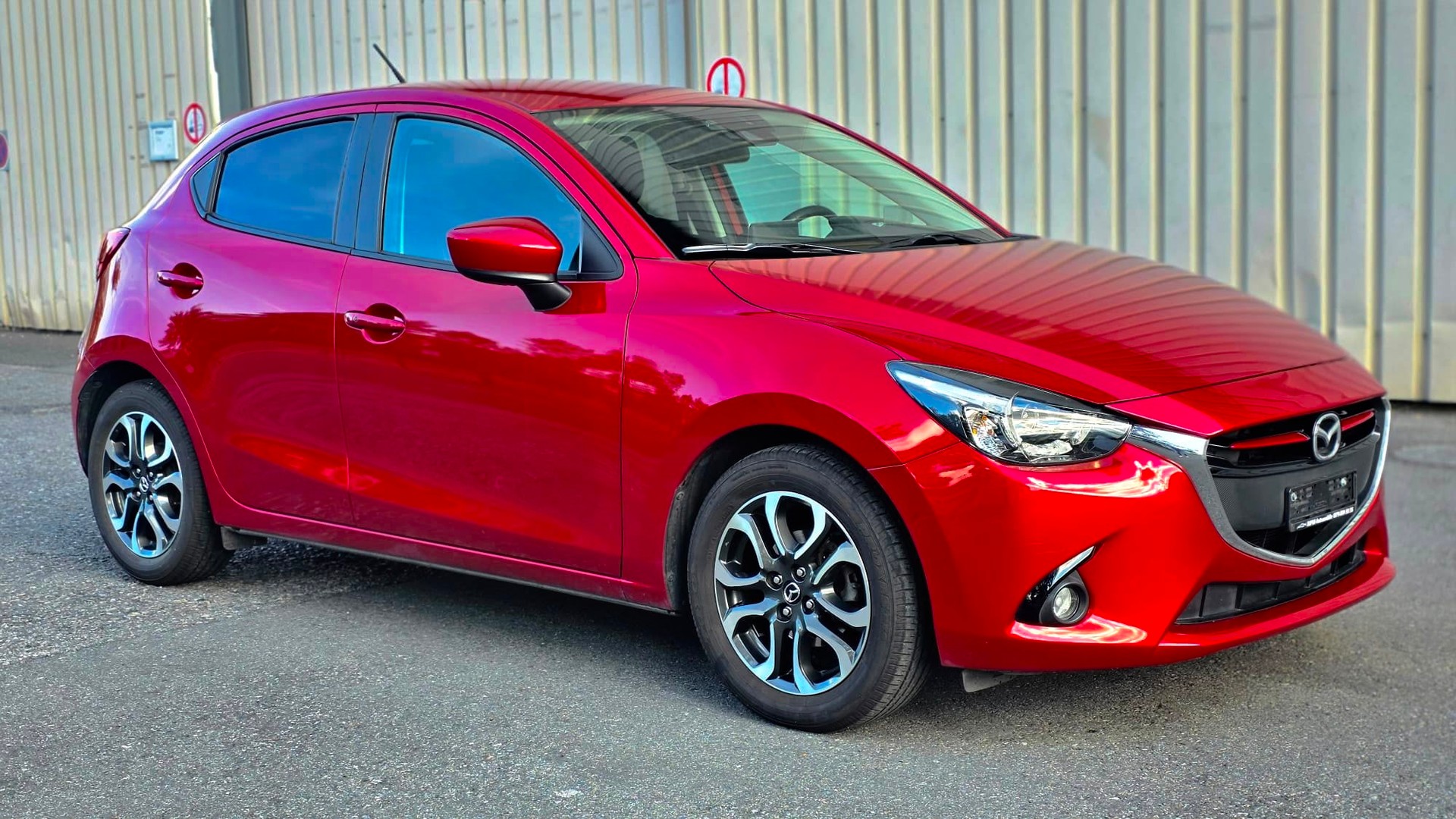 MAZDA 2 1.5i 16V Skyactiv-G Revolution-image-1