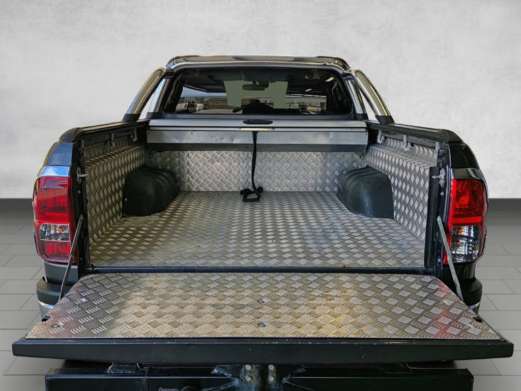 TOYOTA Hi-Lux Double Cab.-Pick-up 2.4 D-4D 150 Sol Premium-image-14