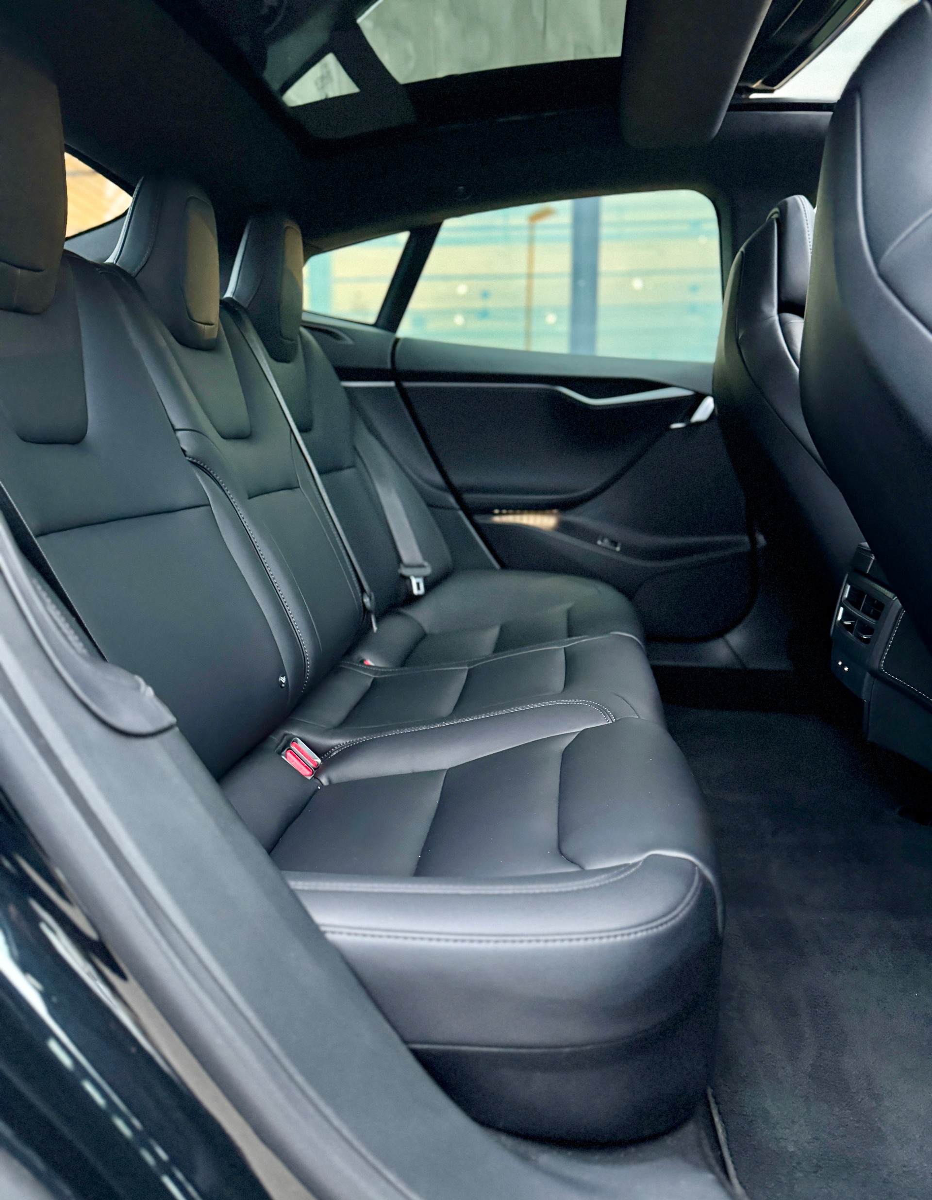 TESLA Model S 100 D *FREE Supercharger* / Enhanced Autopilot-image-10